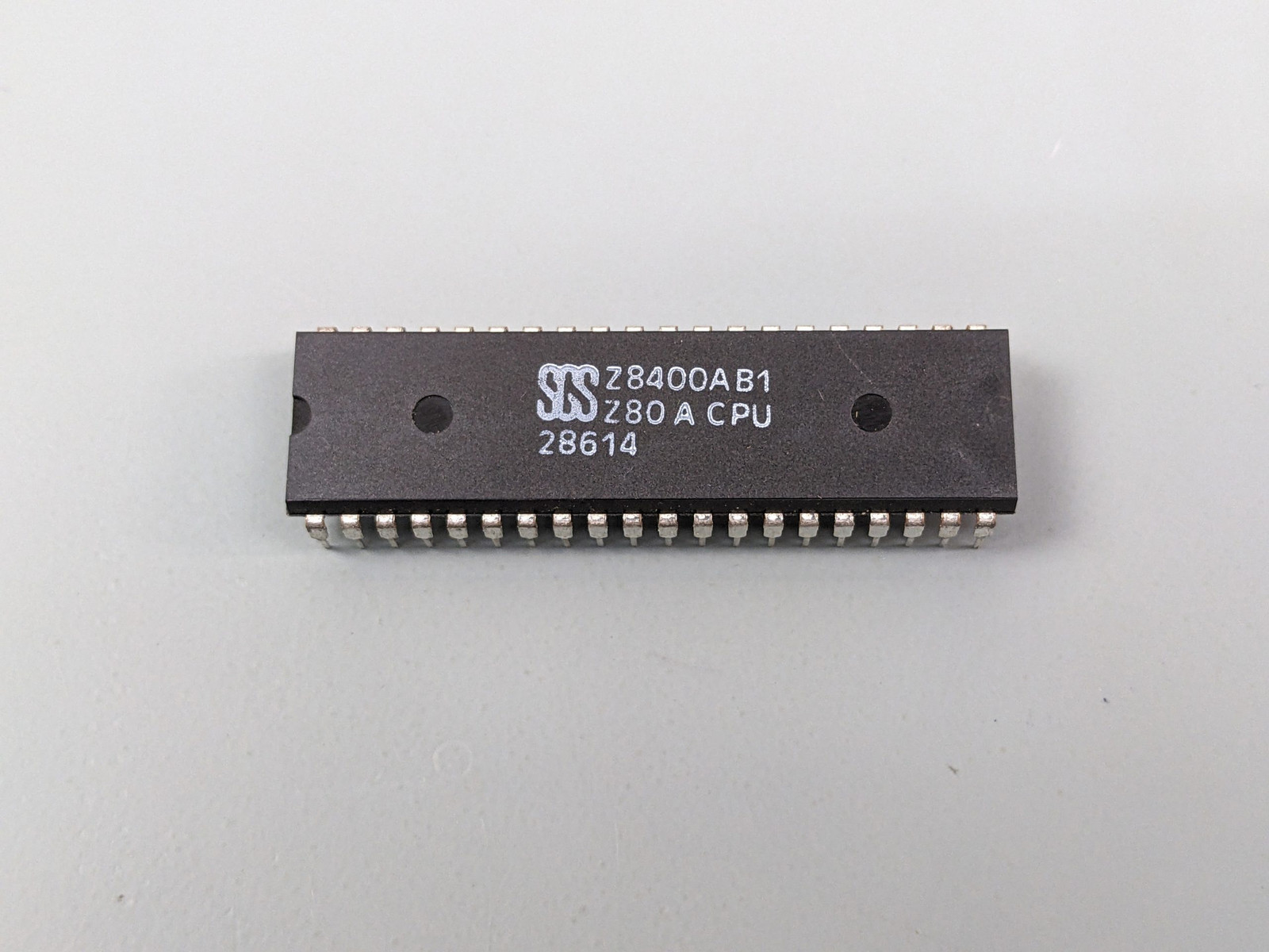 NOS SGS Z80A CPU, Z8400AB1 (4MHz Zilog Z80A)