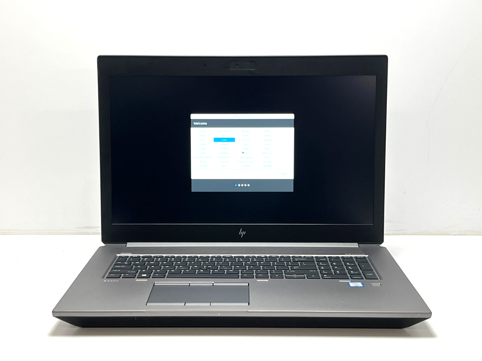 HP ZBook 17 G5 | i7-8850H | 32GB RAM | 512GB NVMe | LINUX | READ