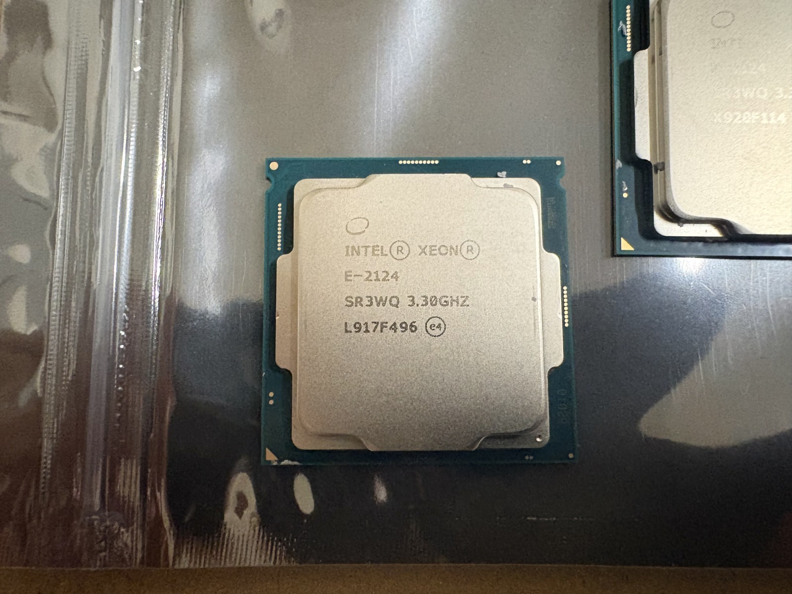 Intel Xeon E-2124 8MB 4.30GHz Quad-Core FCLGA1151 SR3WQ Workstation/Server CPU