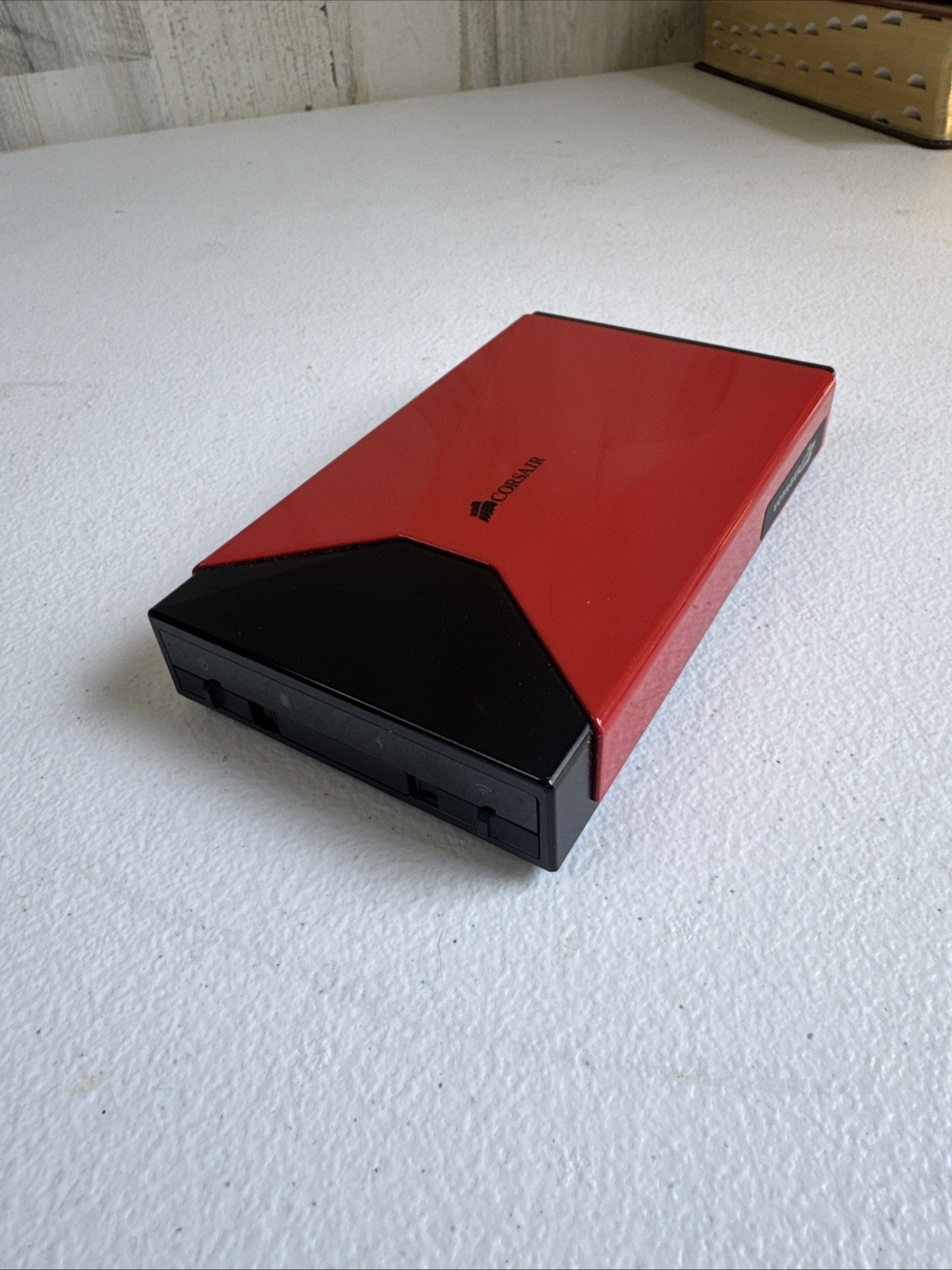 CORSAIR Voyager Air 1 TB Mobile Wireless Storage With Ethernet 