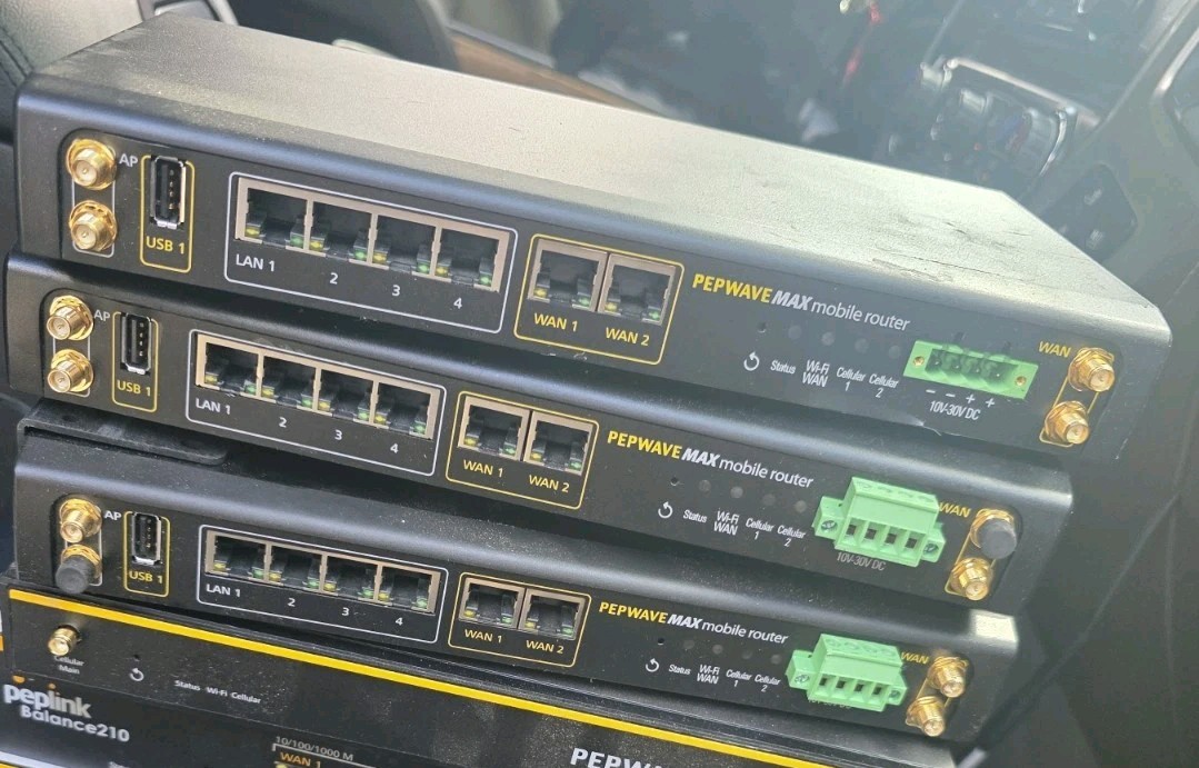 Pepwave MAX HD2 LTEA Dual 4G LTE Bonding Router, Used