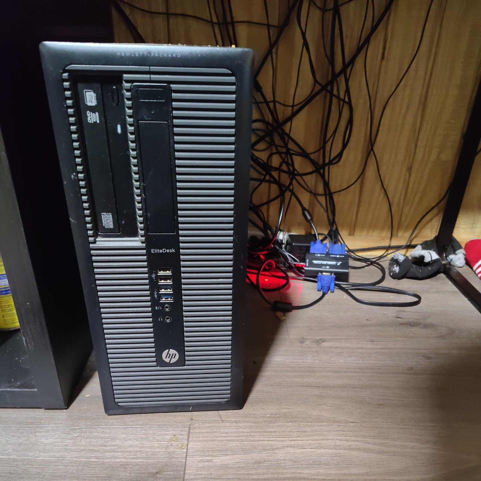 Two PC monitors, works but has no operating system 