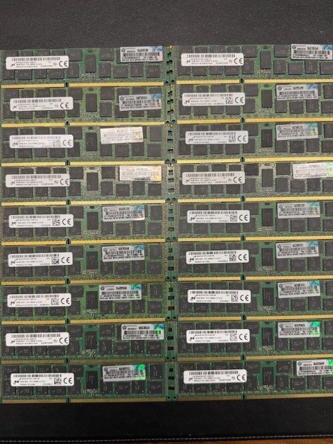 256GB kit (16x 16GB) 2Rx4 PC3-14900R 712383-081 715274-001