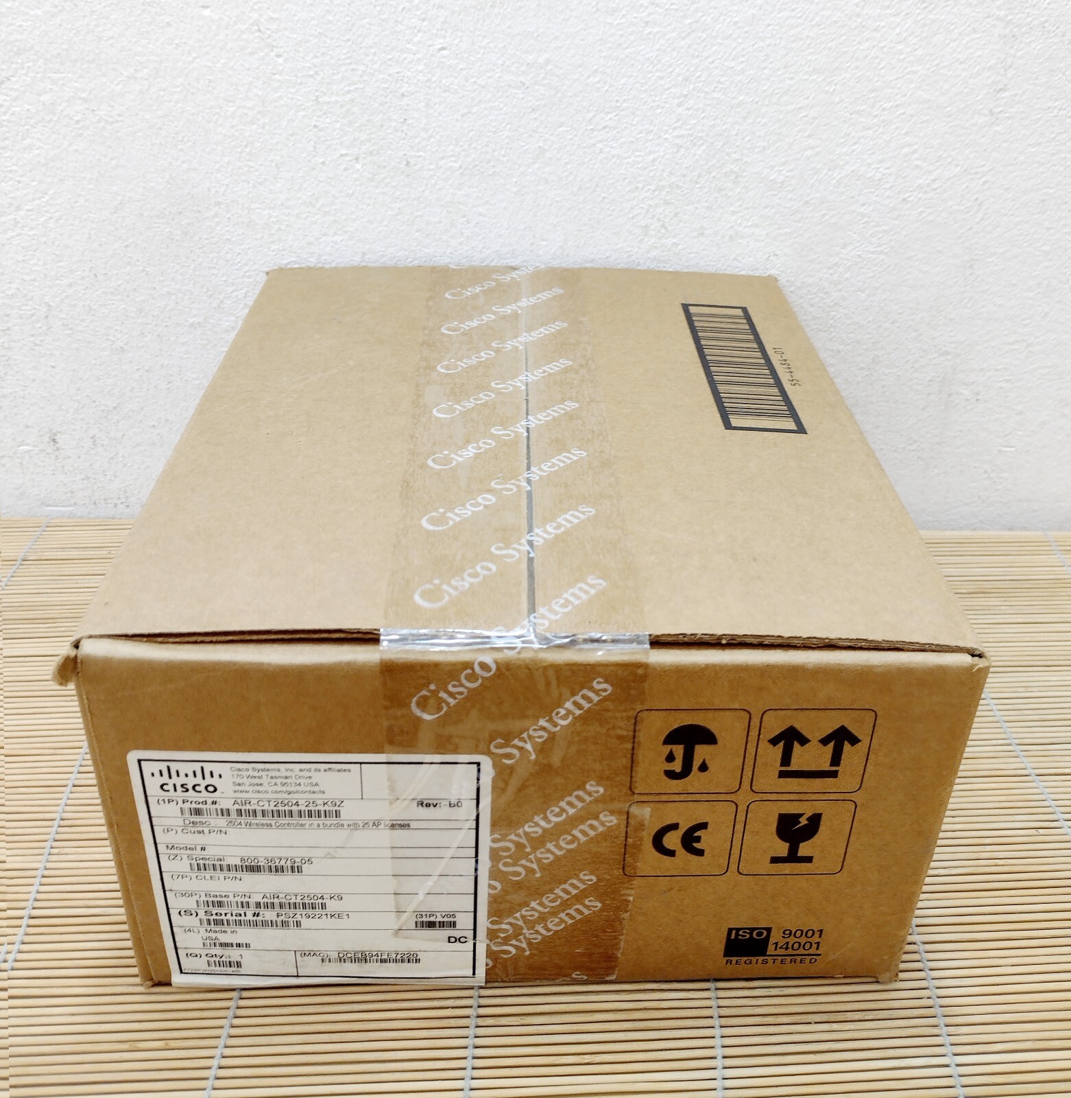 New Cisco AIR-CT2504-25-K9Z Wireless LAN Controller 25 AP New Sealed