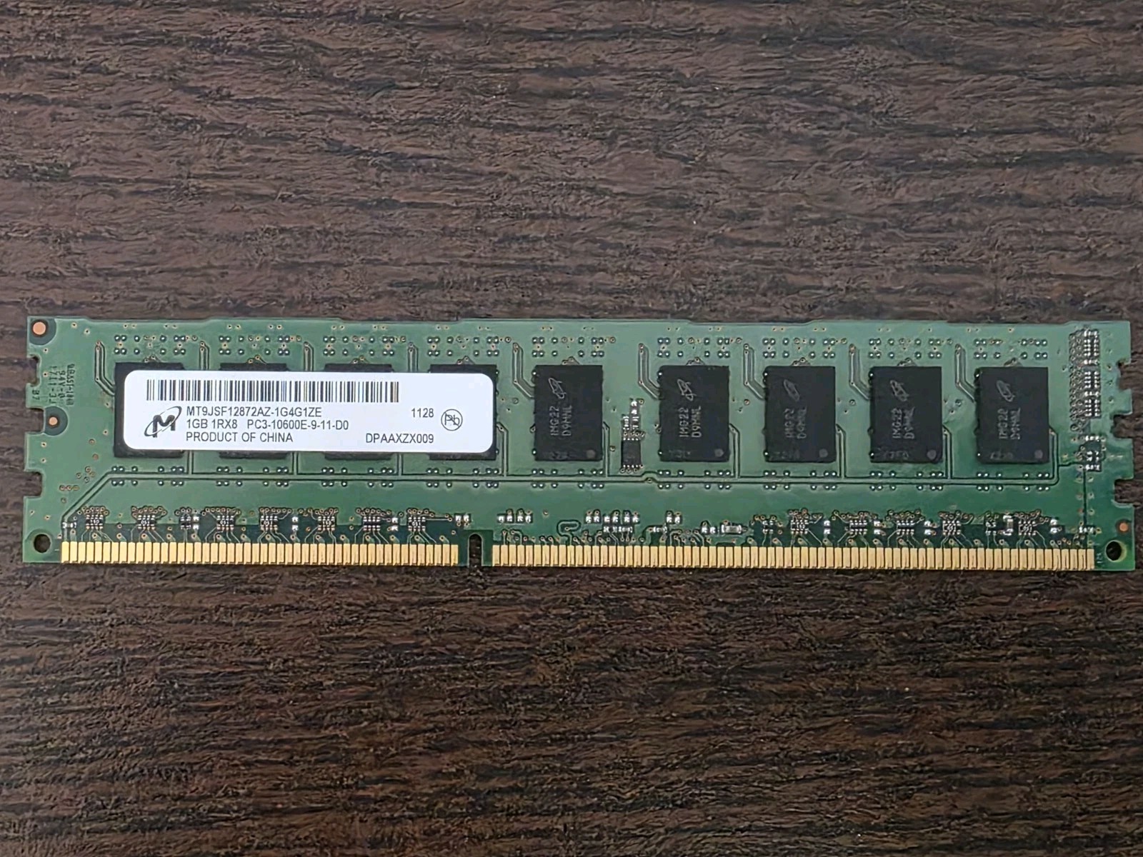 Micron 1GB 1RX8 PC3-10600E-9-11-D0 DDR3 RAM Memory (1 Sticks/1GB Total)