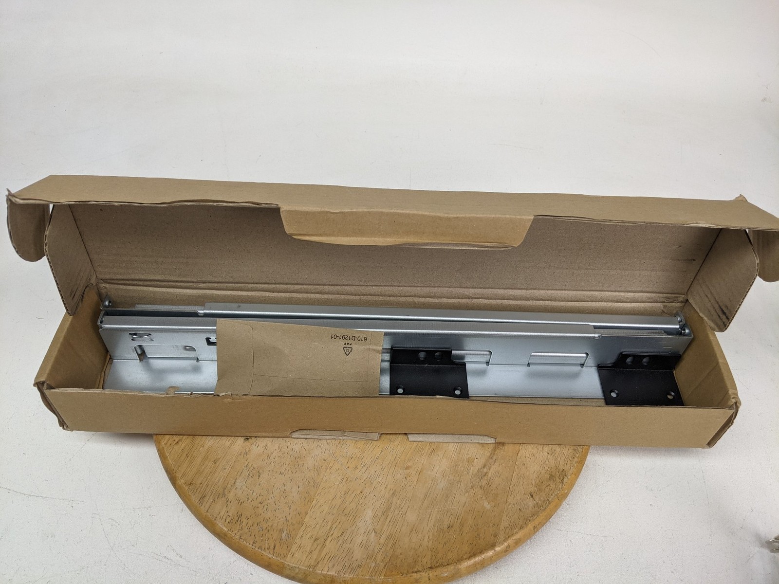 Eaton 3U Sliding Rail Rackmount Kit Hardware 733-M2273 New Old Stock