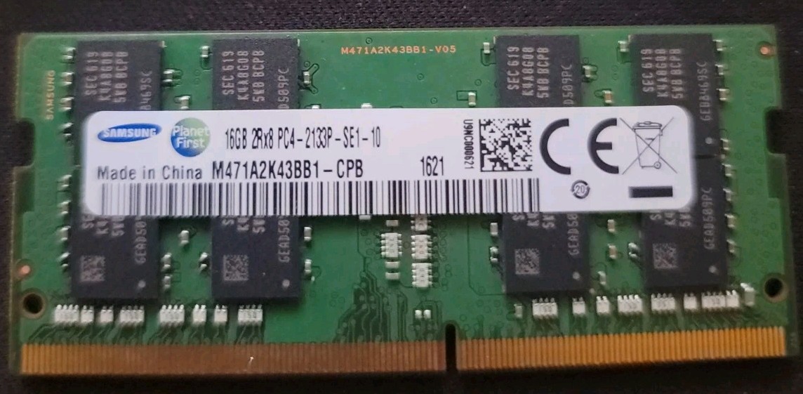 Samsung 16GB DDR4-2133 PC4-2133P SODIMM Laptop RAM M471A2K43BB1-CPB