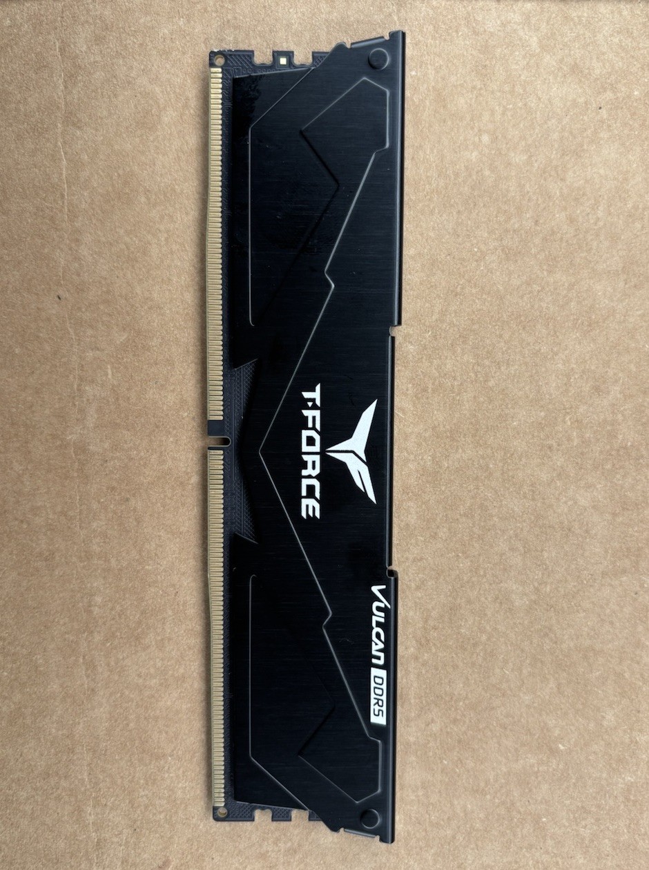 Team Group T-FORCE 16GB DDR5-6000 DIMM 288-Pin Desktop RAM FLBD516G6000HC38GBK