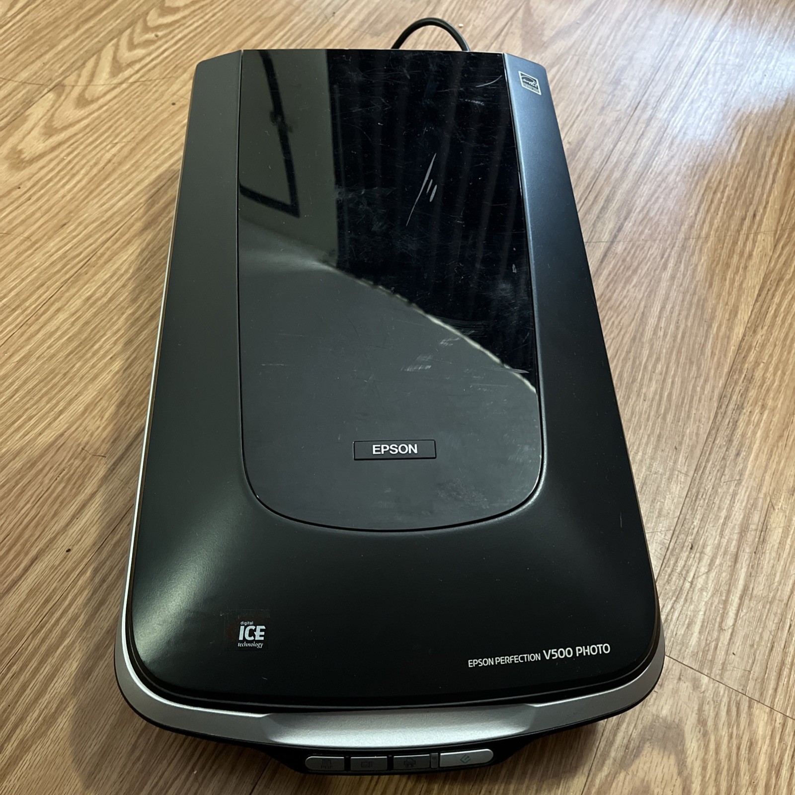 Epson Perfection V500 Photo, Slide & Film Scanner