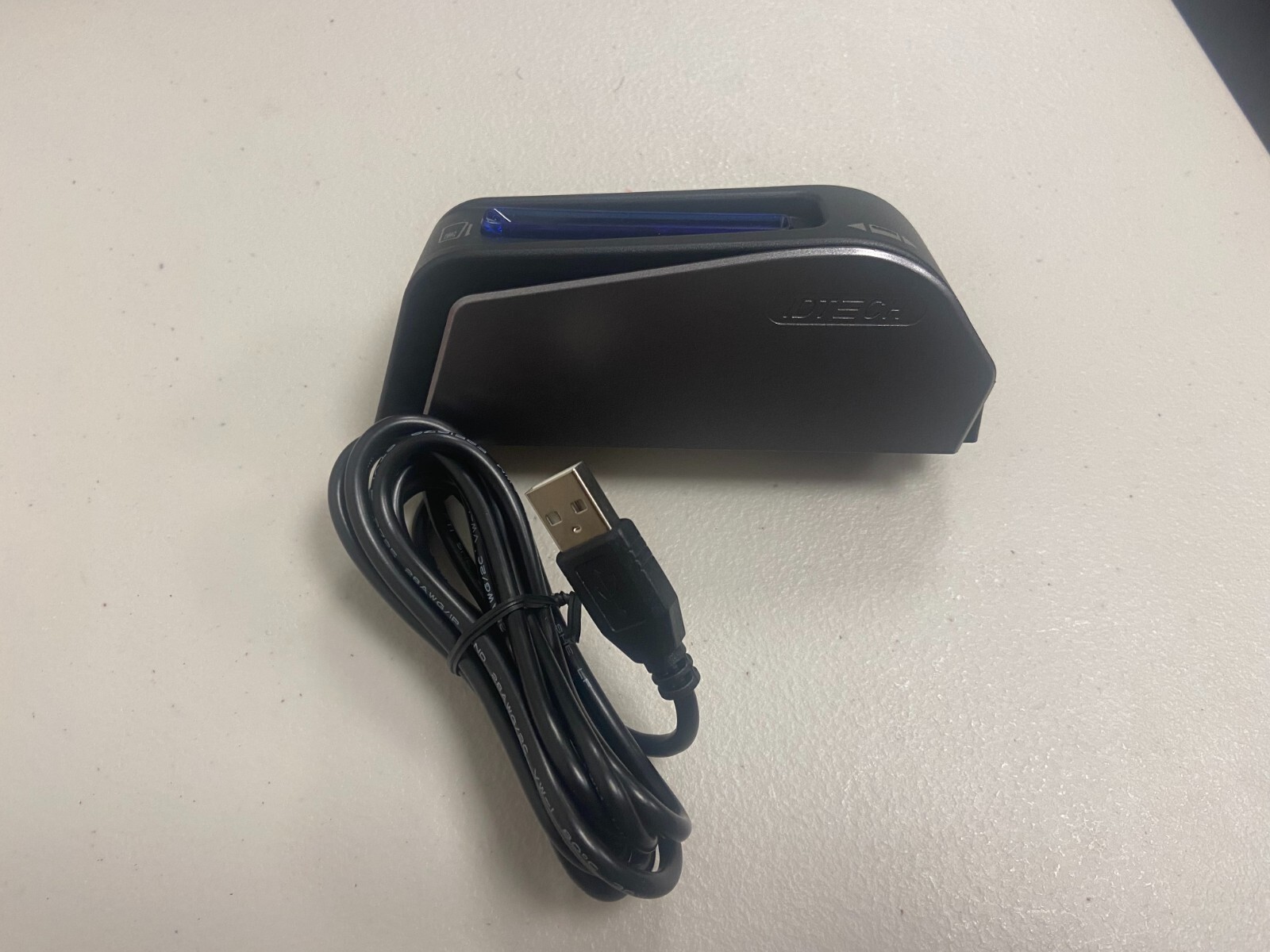 ID TECH Augusta IDEM-241N USB MSR