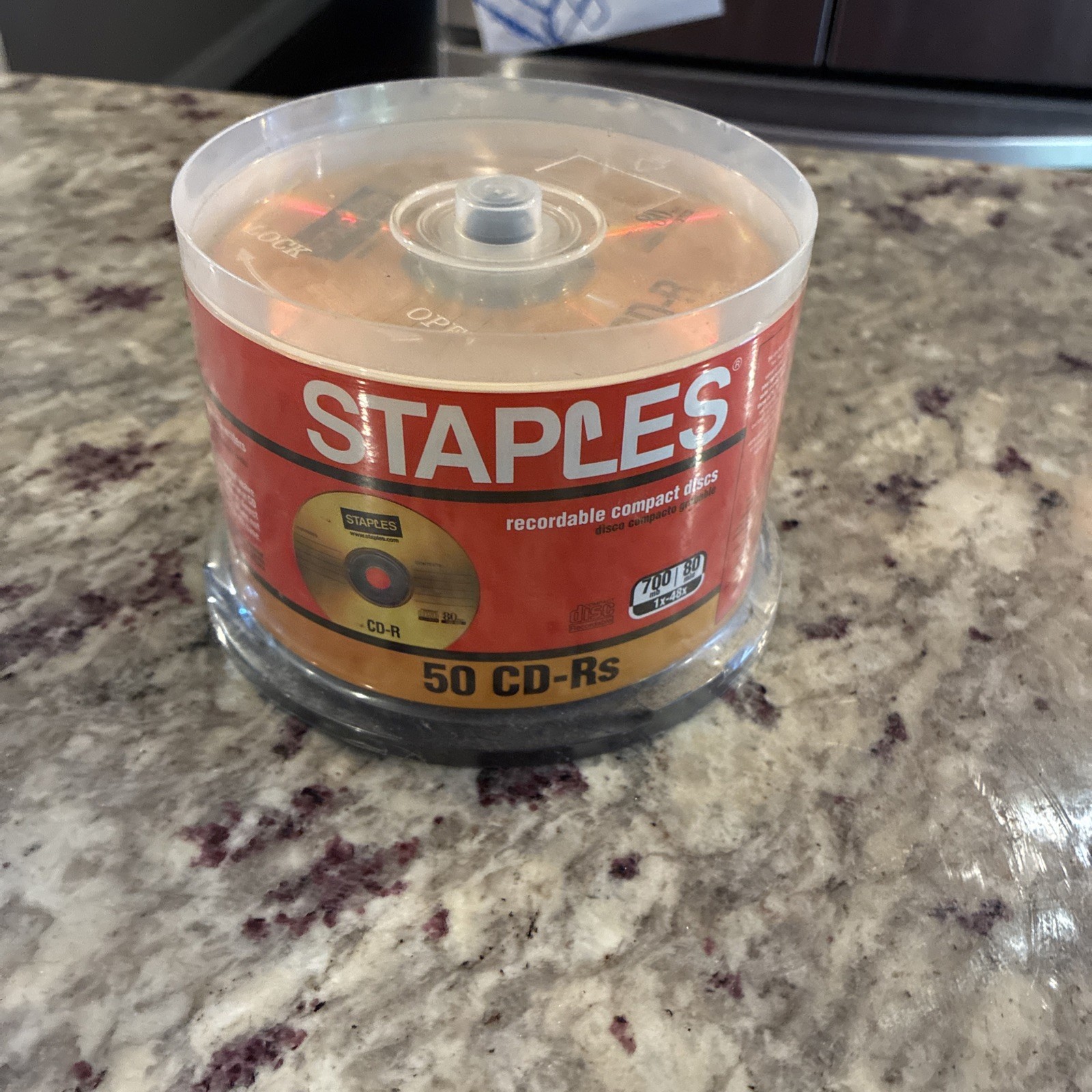Staples NEW 50-Pack Blank CD+R Discs  700MB 80 Min Spindle