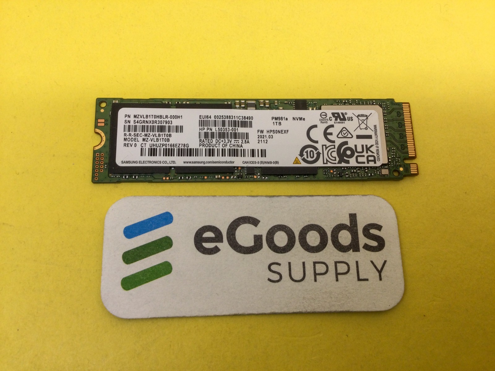 MZ-VLB1T0B Samsung PM981a 1TB PCI Express 3.0 x4 NVMe M.2 2280 Internal SSD