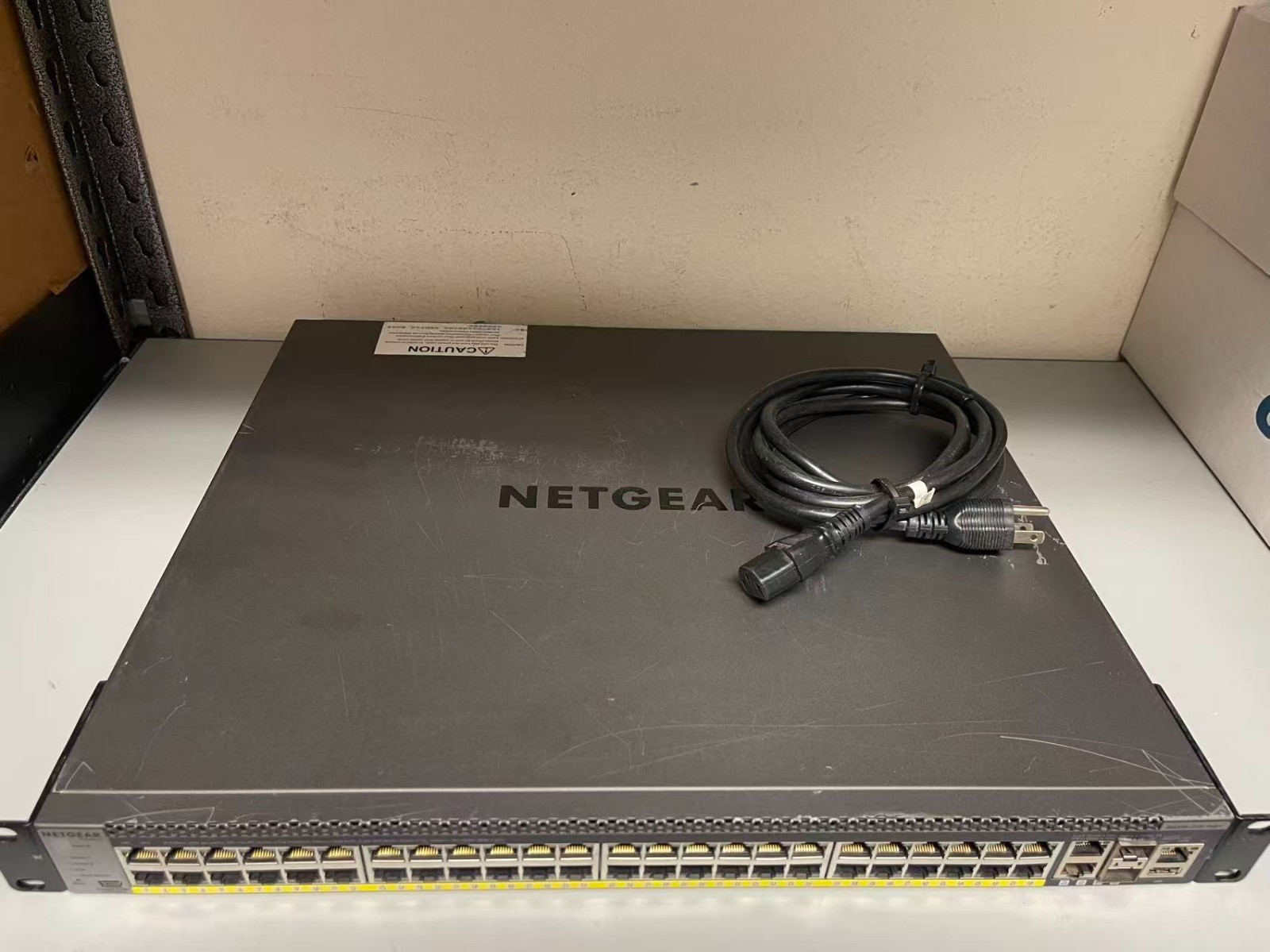 Netgear GSM4352PS M4300-52G-PoE+ 48-Port Gigabit PoE+ Network L3 Switch