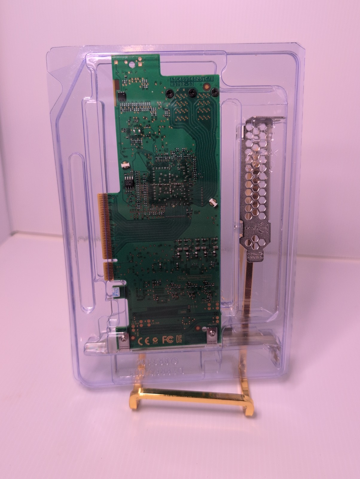 Fujitsu PRAID CP400i RAID Controller Card along with SAS breakout cables.