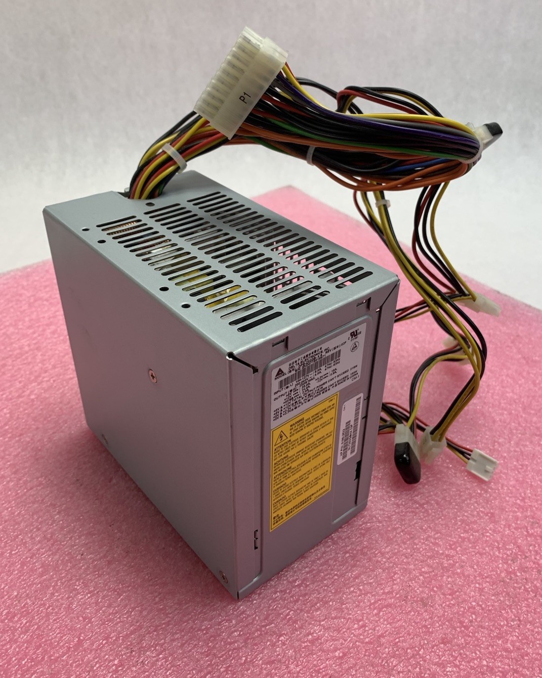 Delta DPS-250QB-4 A 250W Computer Power Supply