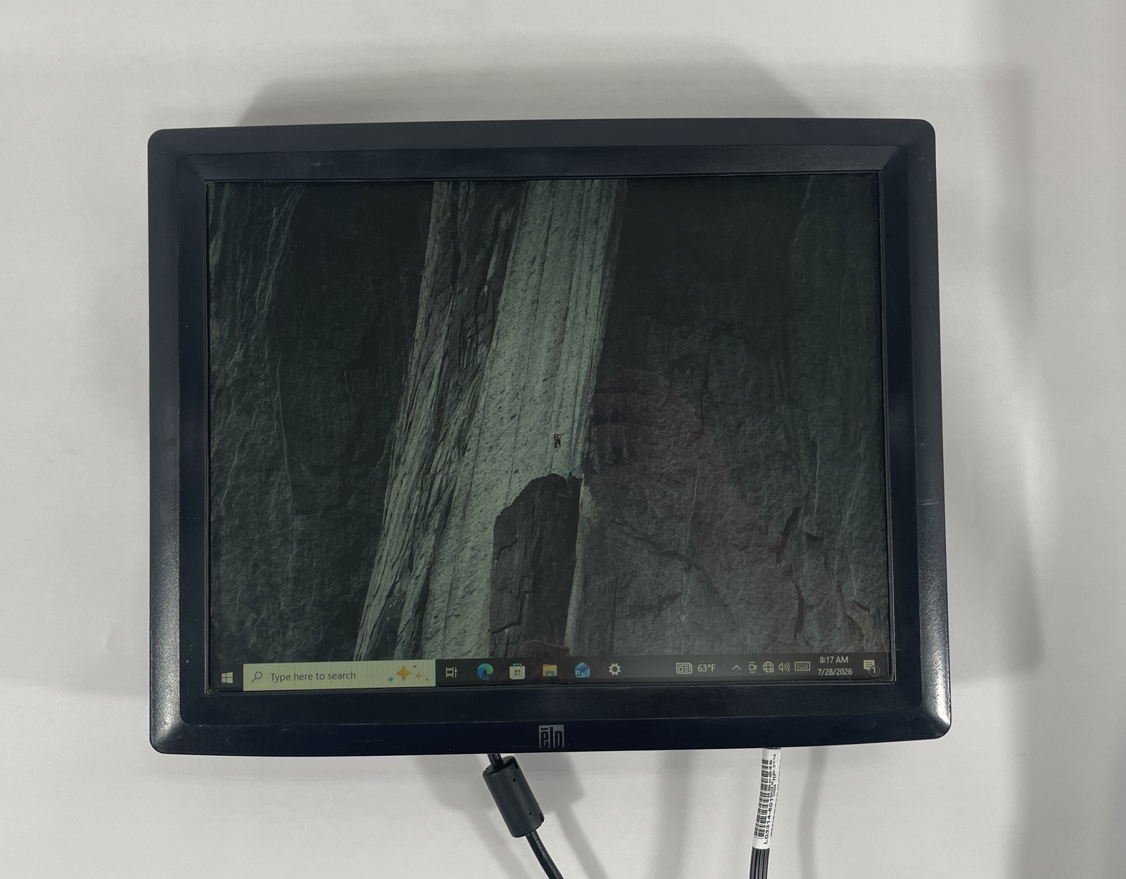 Elo TouchSystems 15" Touchscreen LCD Monitor ET1522L-8CWA-1-GY-G - See Desc