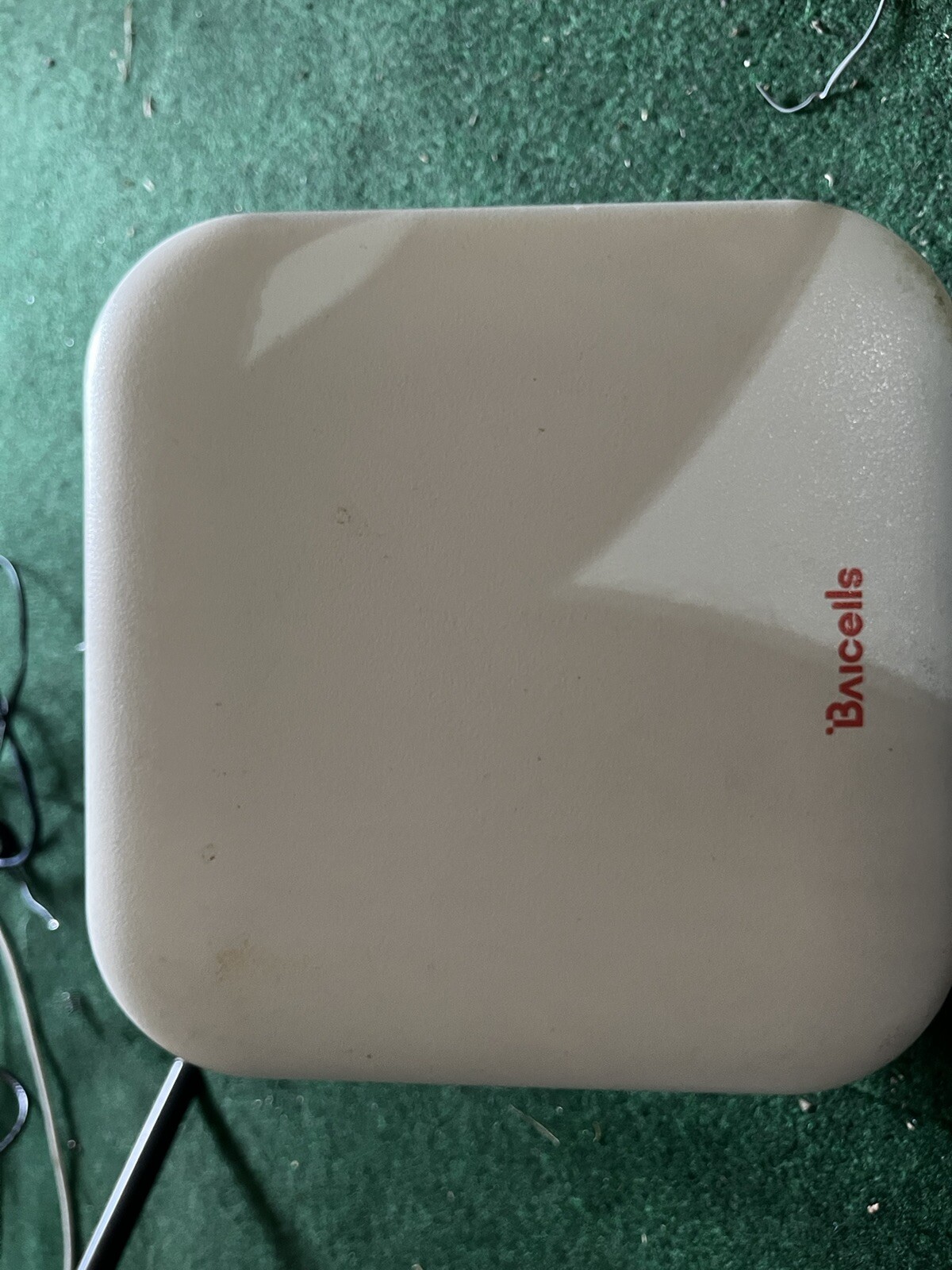 BAICELLS EG7010A-M11 3.5GHZ ATOM OD06 CPE CAT6 14DBI. US Antenna
