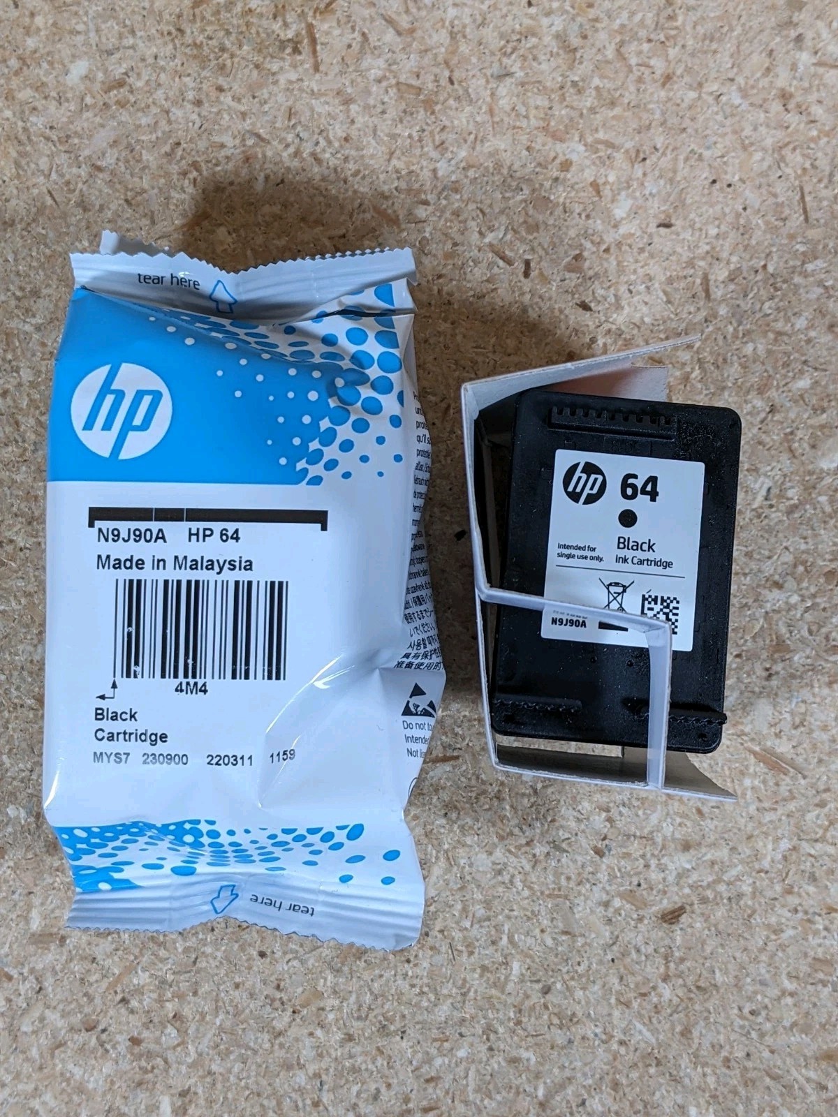 HP 64 Ink Cartridge Black Expiration Date MARCH 2024 N9J90A New Open Bag OEM