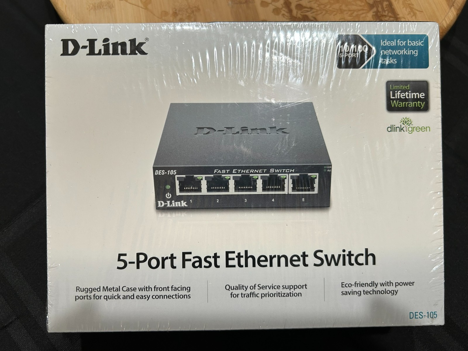 D-Link 5-Port Ethernet Desktop Switch DES-105 10/100 RJ45 200 Mbps Network Hub