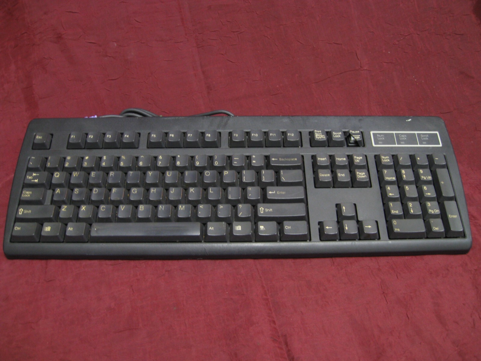 NMB Vintage Mechanical Keyboard Clicky Switch BLACK RT2358TW 6-Pin PS/2 Windows