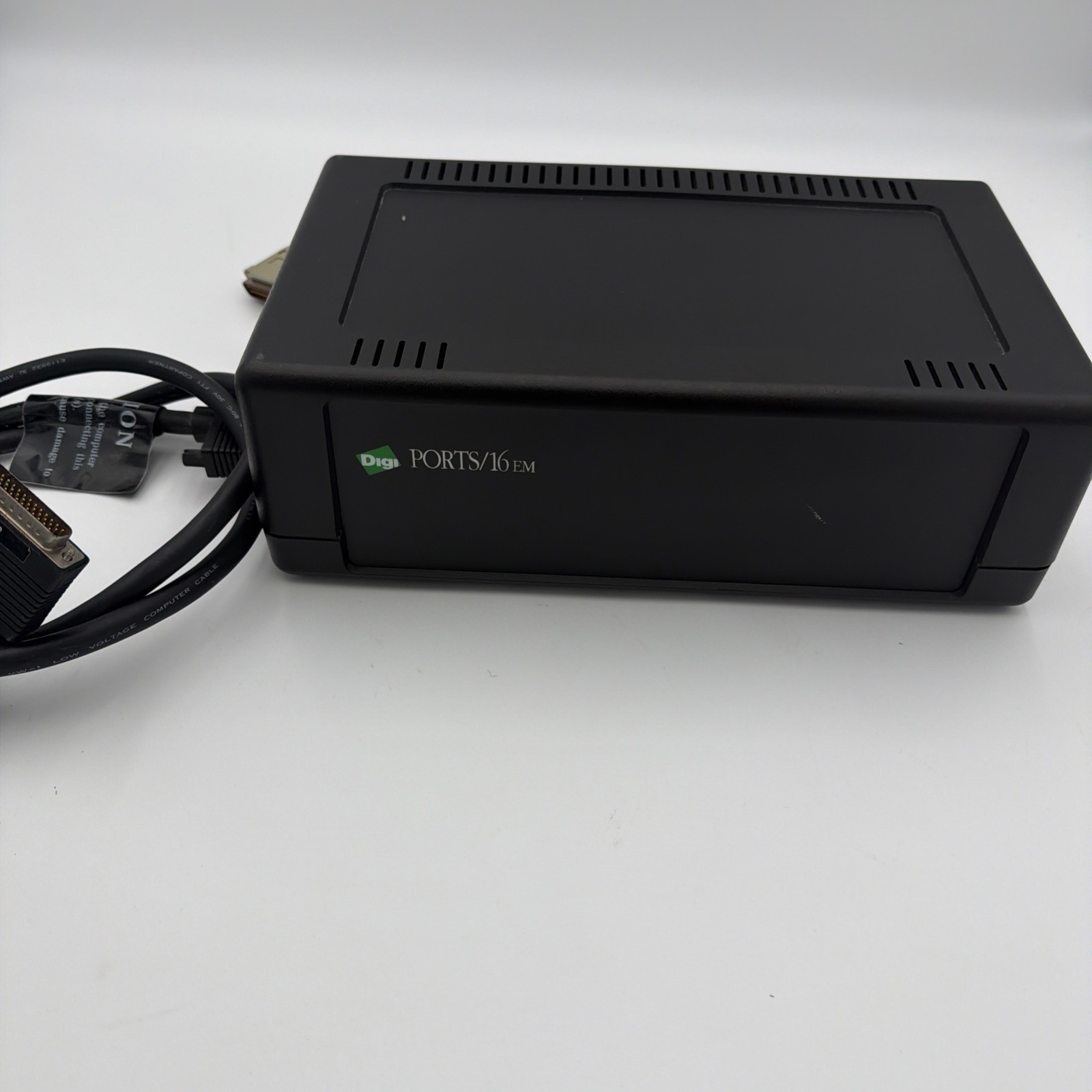Digi PORTS/16em Ethernet Serial Terminal Server w/ Cables E/M Firmware 1997