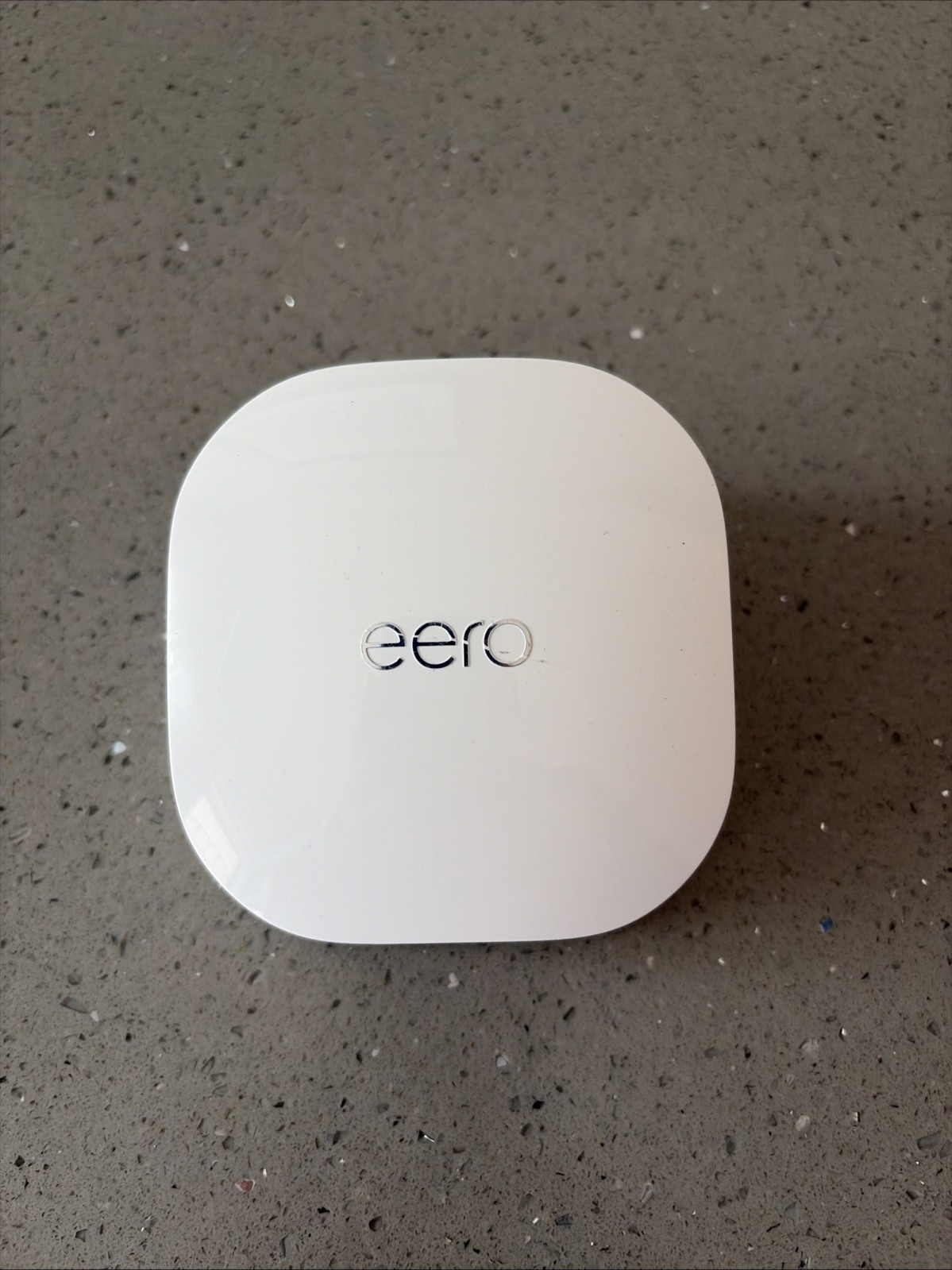 eero 6 Mesh Wi-Fi Router N010001 Device Only Tested