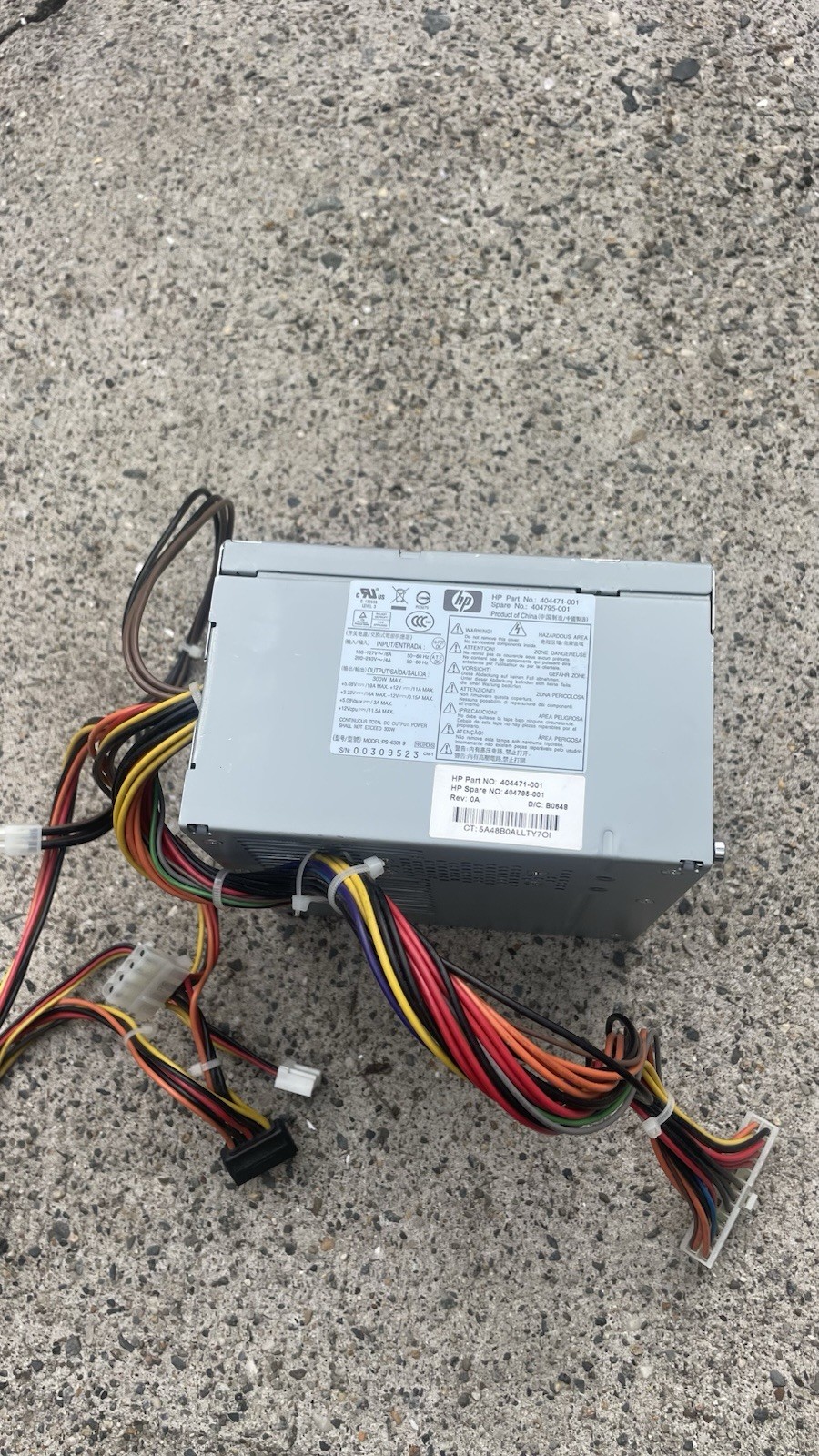 HP Compaq 404471-001  Power Supply 300W Spare Part 404795-001