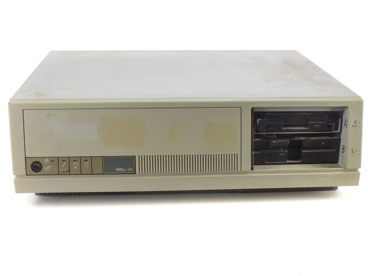 Wyse WY-2200-01 PC 286 Vintage Computer Seagate ST-251 42MB HDD For Parts