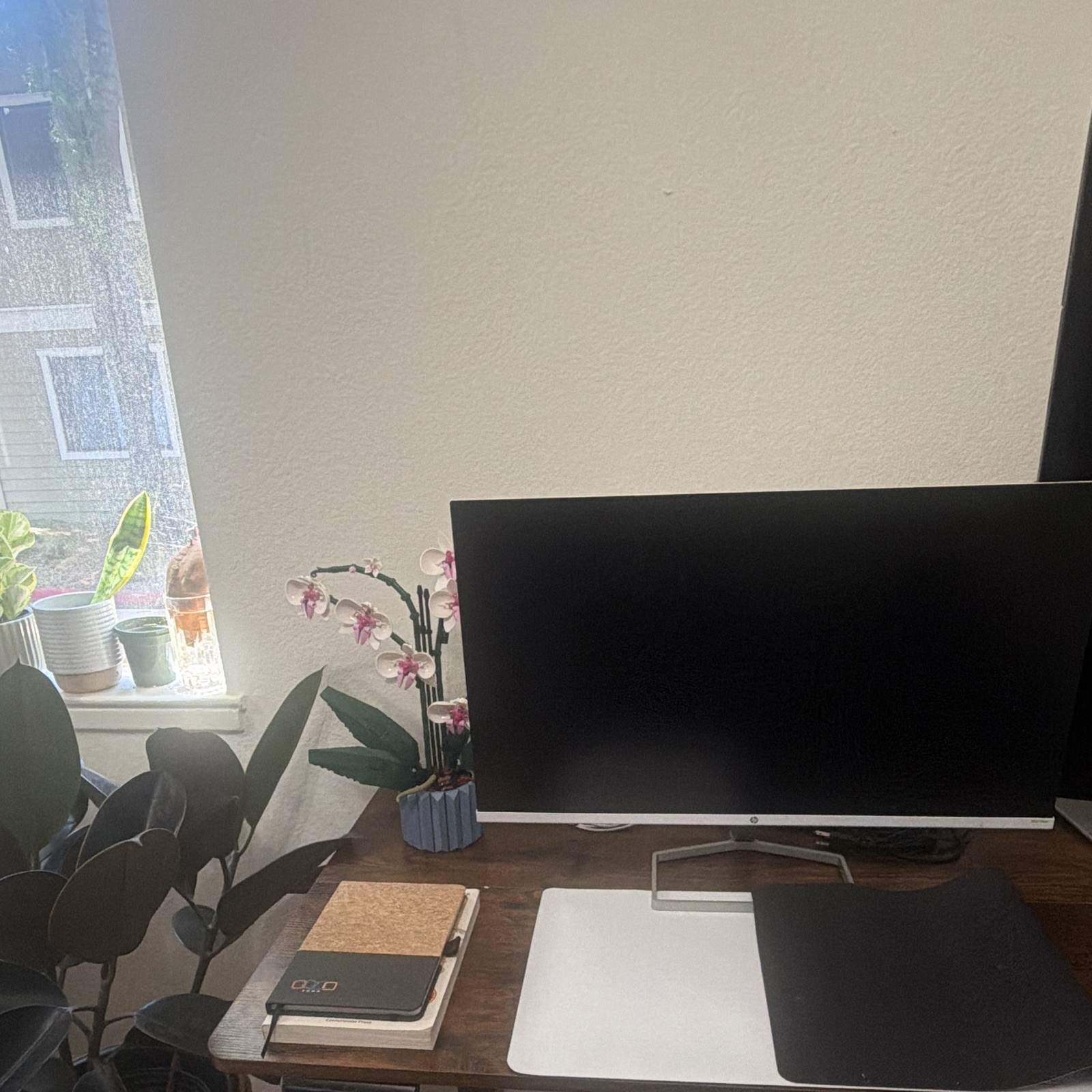 HP M27fwa 27in LCD Monitor FHD 1920x1080 75Hz HDMI Anti-Glare Slim