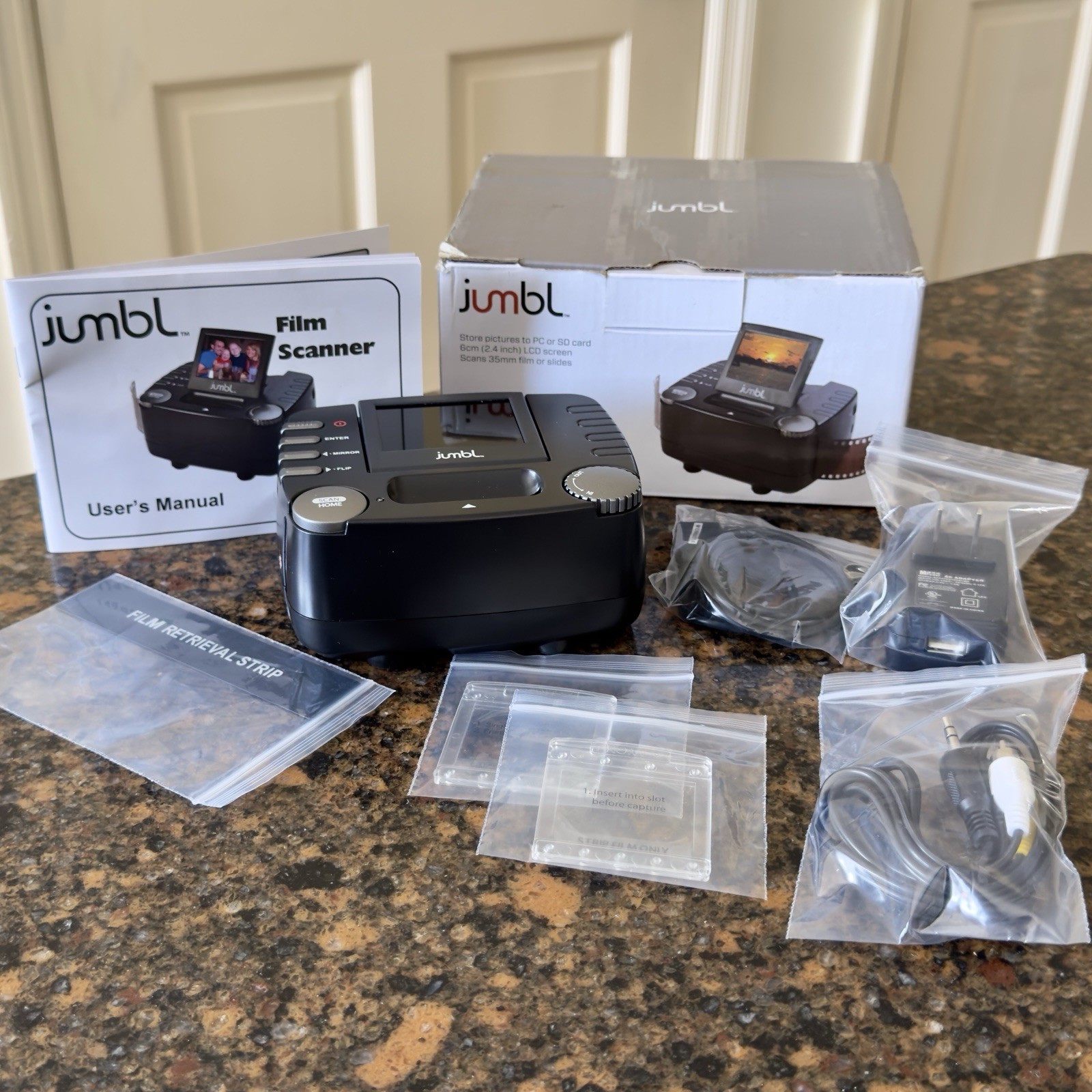 NEW Jumbl 35mm Film and Slide Scanner 2.4" LCD Screen