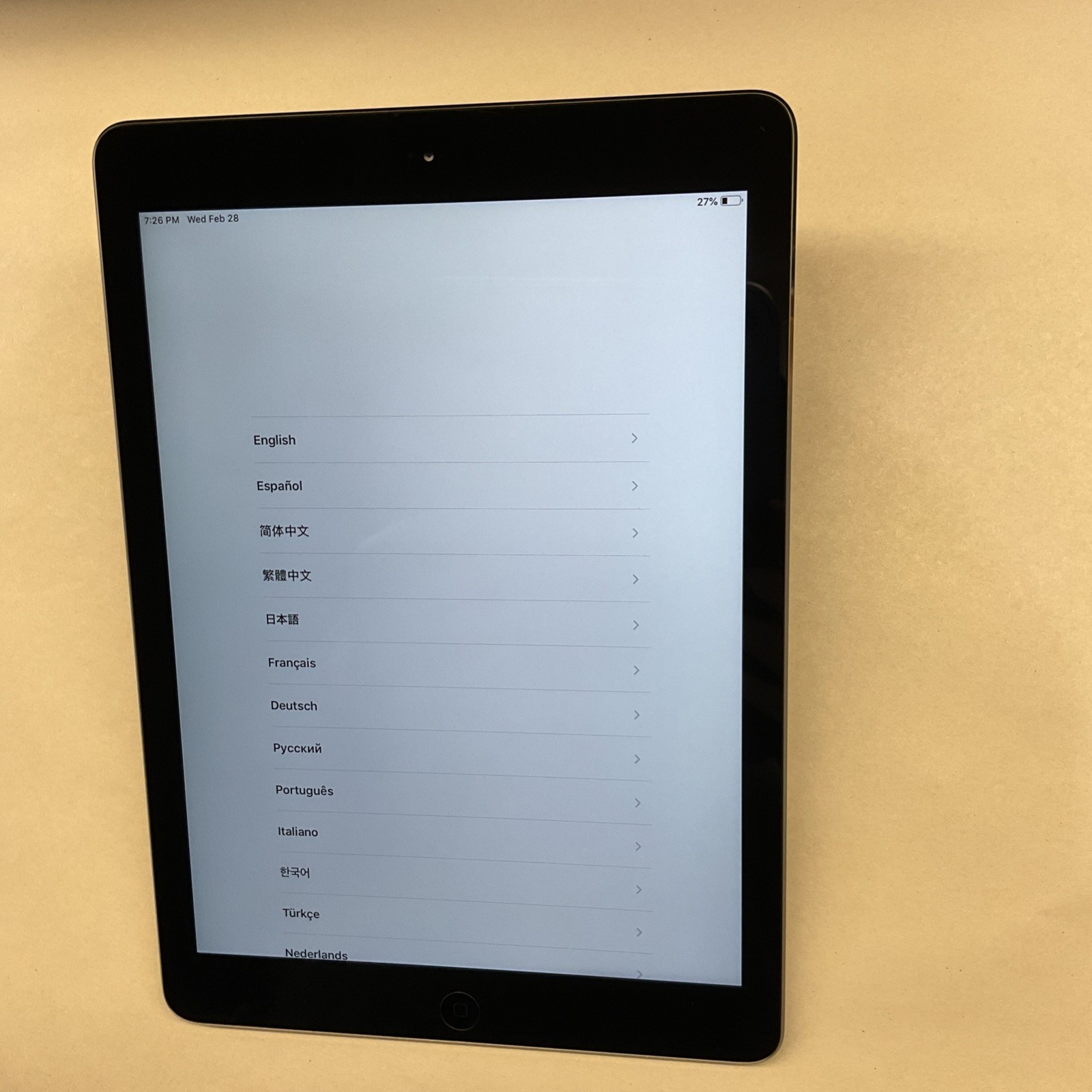 LOT OF 5 Apple iPad Air 2 A1566 16GB, Wi-Fi, 9.7 in - Space Gray, MGTX2LL/A