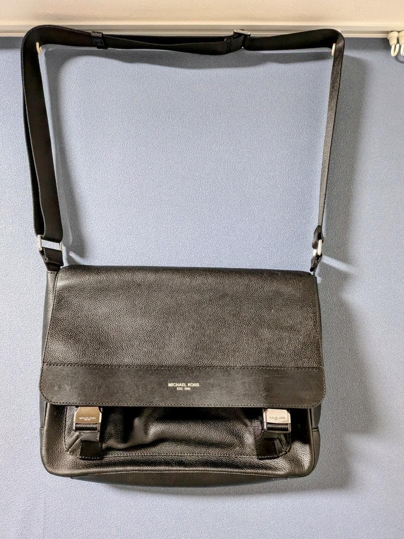 Michael Kors Greyson Black Pebbles Leather Laptop Messenger Bag