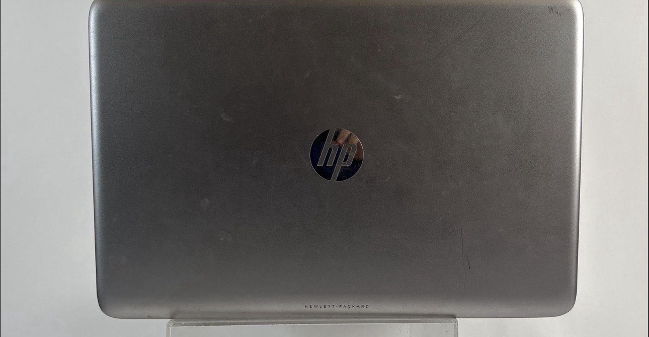HP Envy TouchSmart m6 Sleekbook 15.6” i5-4200U 8GB RAM 1TB HDD Win 10 Charger