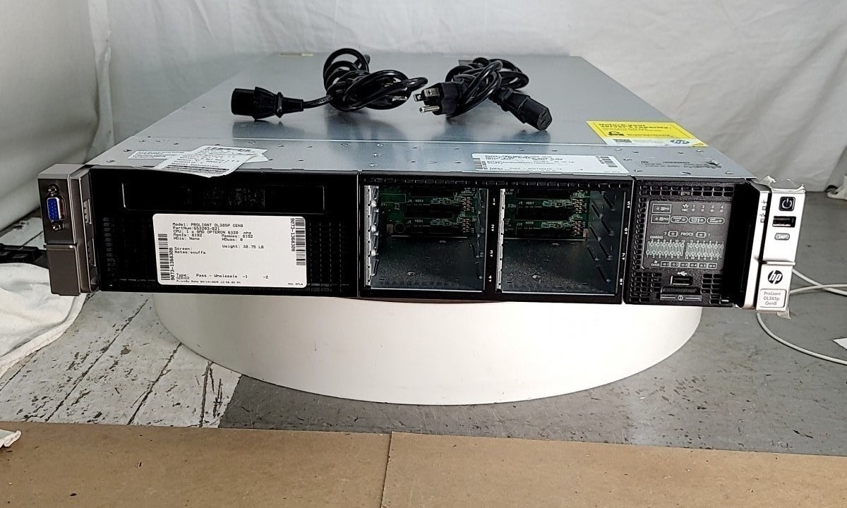 HP PROLIANT DL385P GEN8 8x2.5" 653203-B21 Rack Server AMD OPTERON 6320 8GB