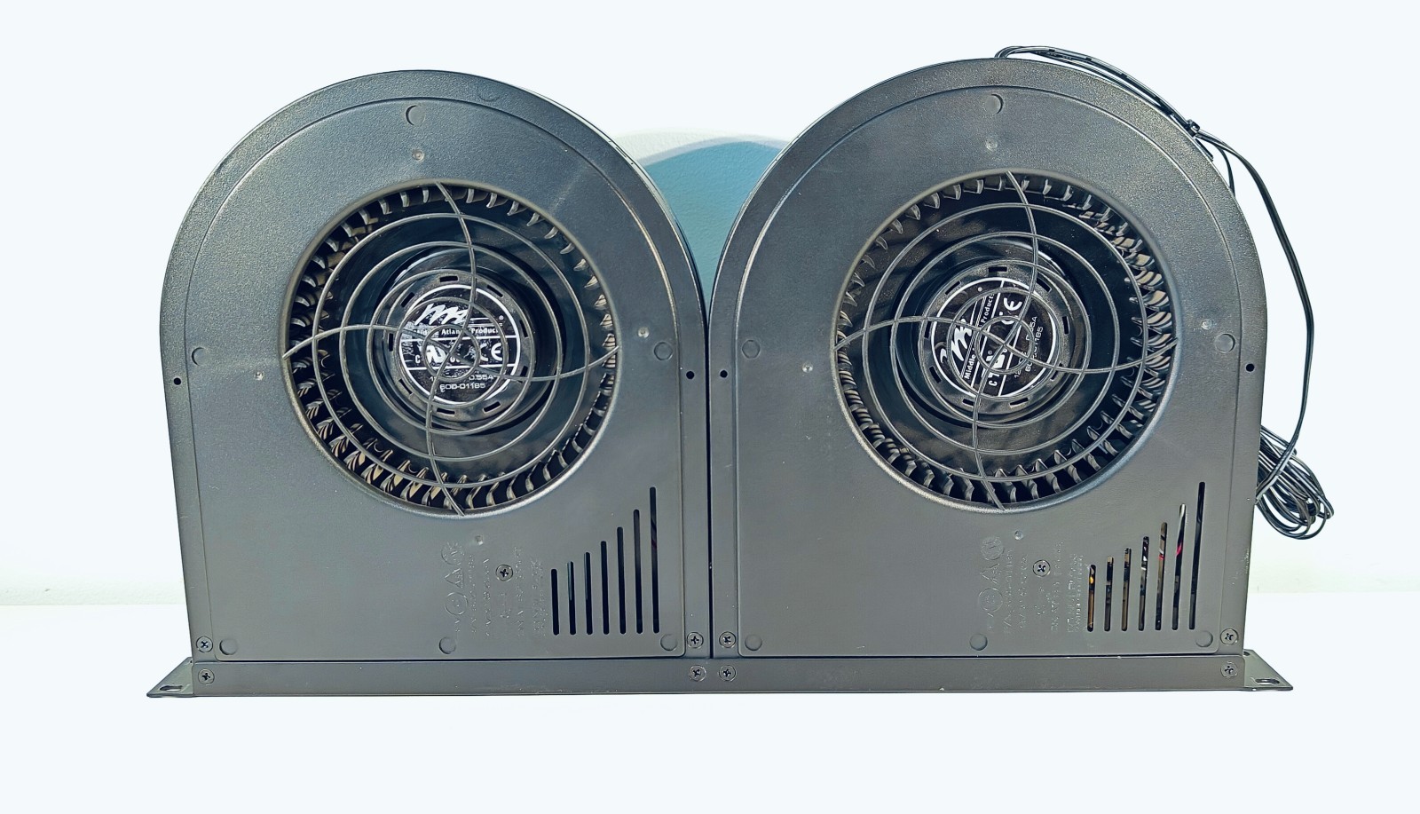 Middle Atlantic CAB-COOL50 Cabinet Cooler – 50 CFM,  Dual Cool System.