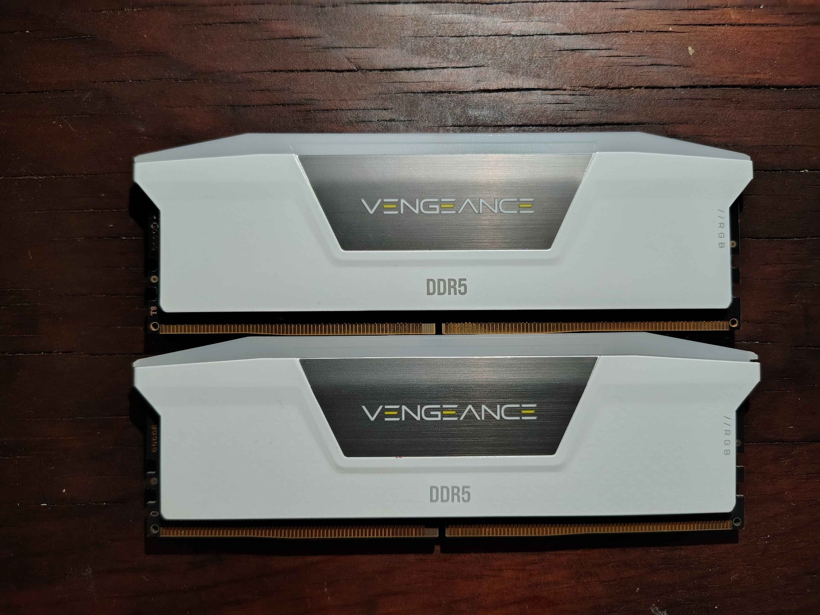 Corsair Vengeance 32GB (2x16GB) DDR5 6000MHz CL36 WHITE RAM - Working, Read desc