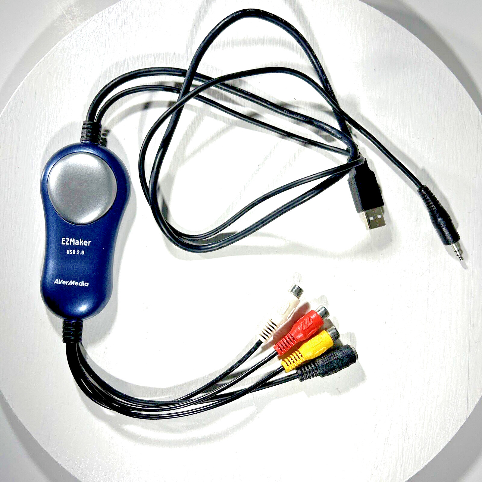 AVerMedia DVD EZMaker USB 2 Record S-video Composite Video Stereo Audio VHS Tape