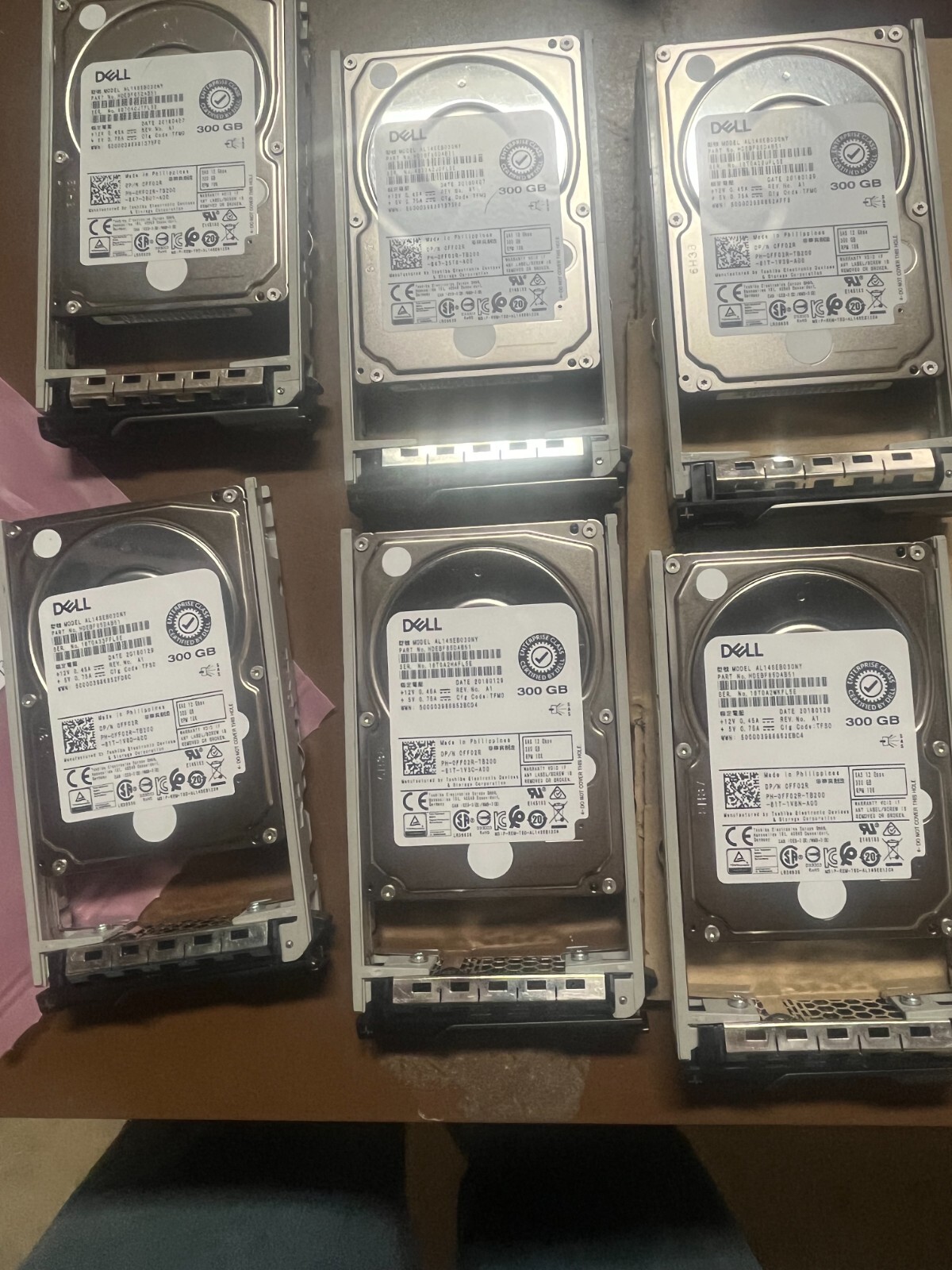 6 x Dell 0FF02R 300GB 10k 2.5" Hard Drive w/ Tray HDEBF85DAB51