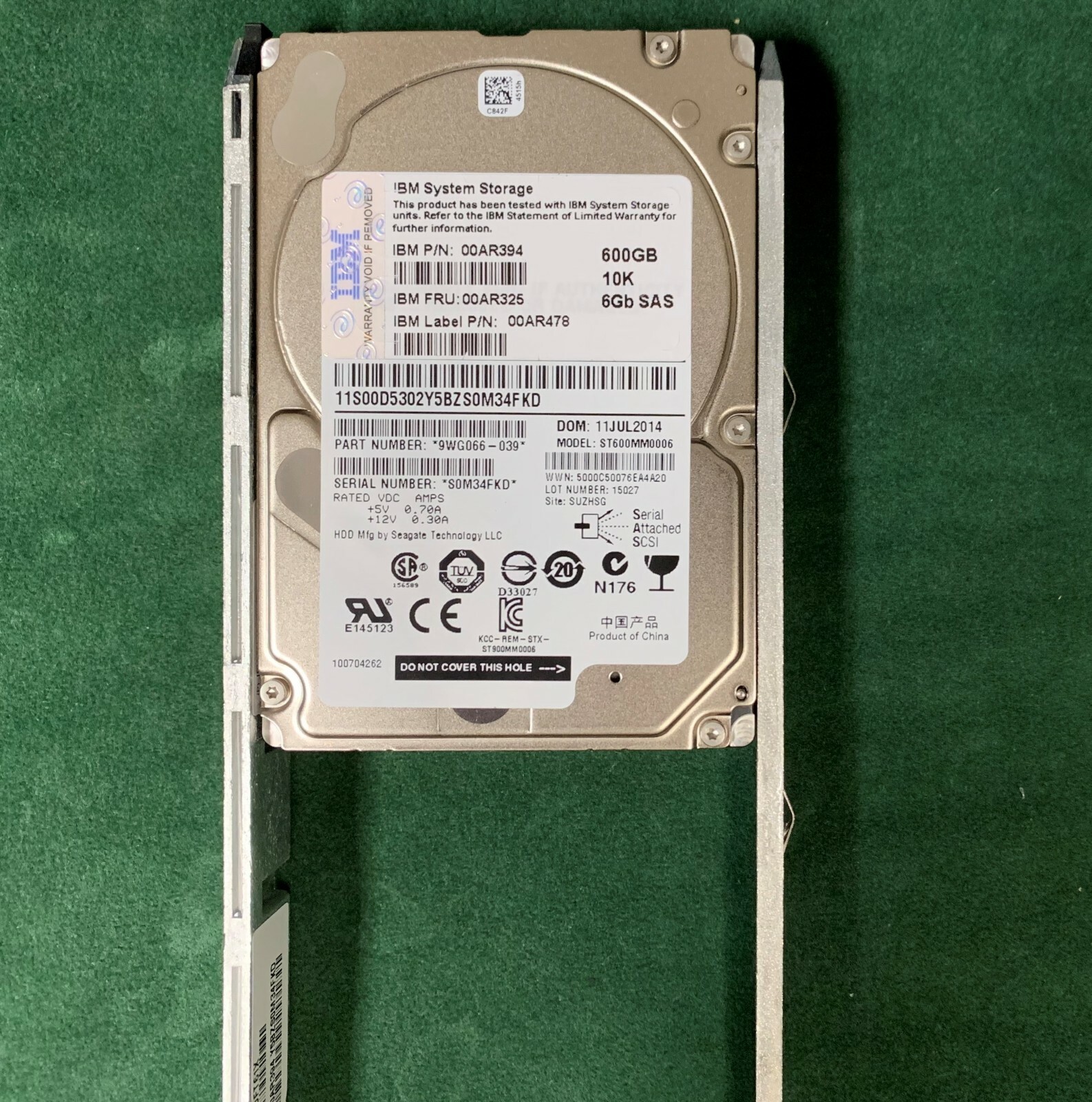IBM 3546-2076 (00AR325 / 00AR394 / 00AR478) IBM V7000 600GB 6Gb SAS 10K 2.5-inch