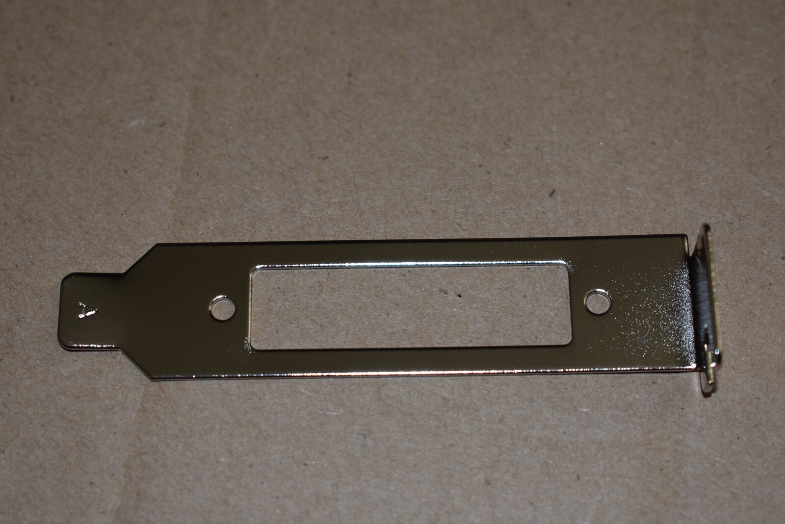 MOXA CP-114EL/CP-132EL Low-profile Bracket (Bracket Only)