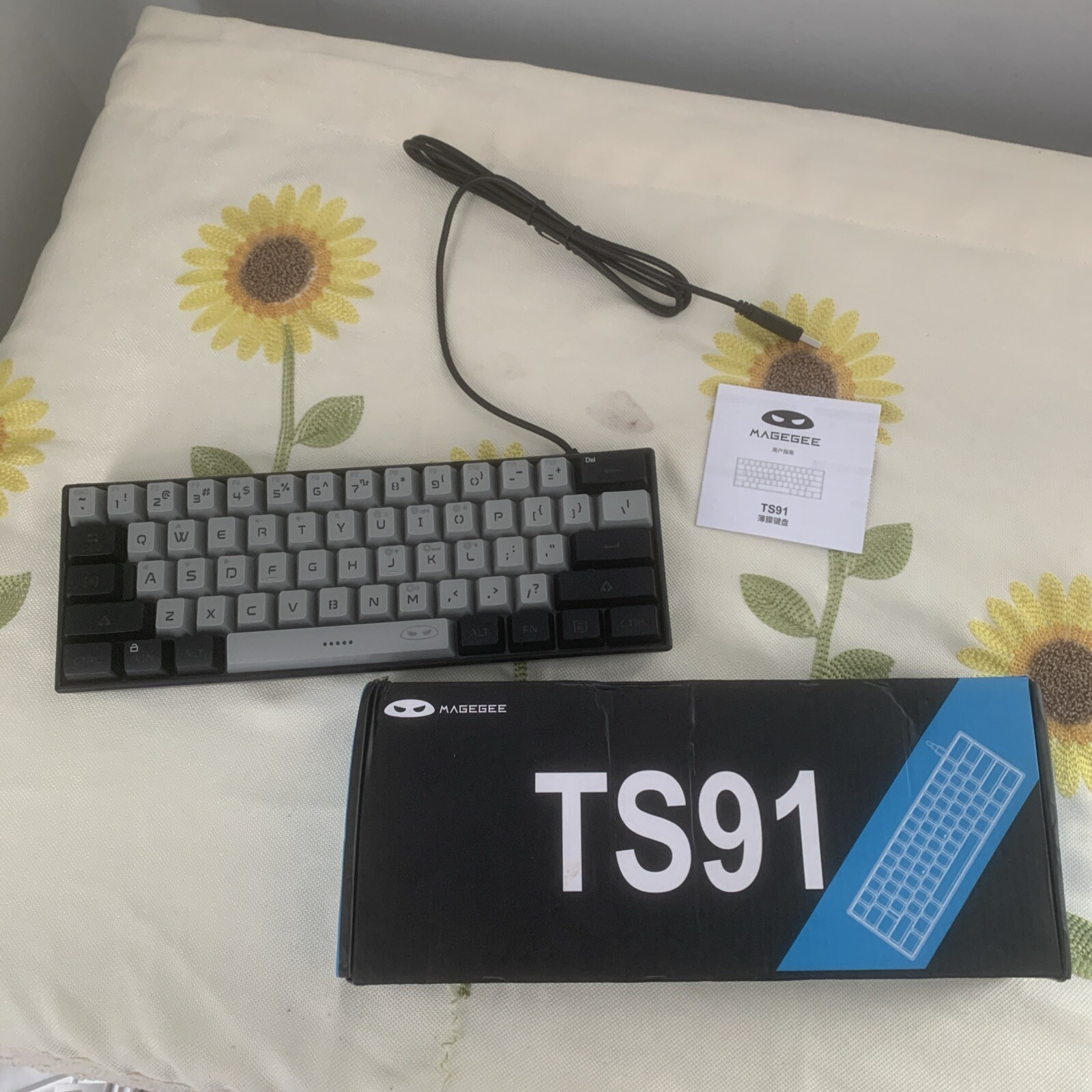 MageGee Mini 60% Gaming Keyboard, RGB Backlit 61 Key Ultra-Compact Keyboard