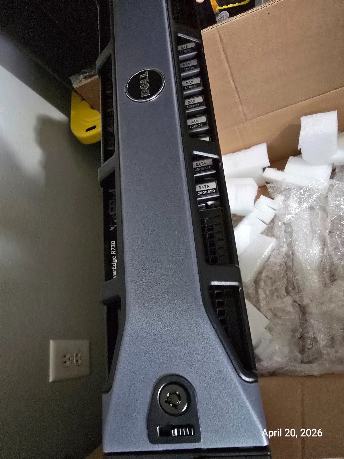 Dell PowerEdge R730 2U Rack Server – 8-Bay SFF with 7× 120GB SAS Drives