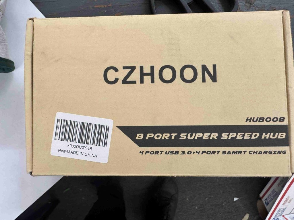 CZHOON 8 Port Super Speed USB 3.0 Hub 4 Port Smart Charging HUB008 NEW Black