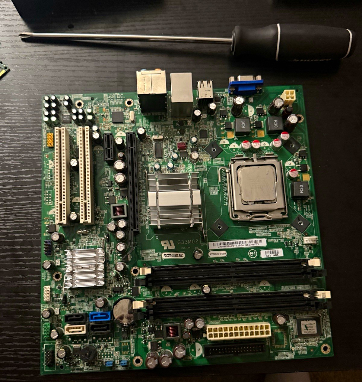 Dell G33M02 0CU409 MicroATX LGA775 DDR2 4DIMM PCIe x16 VGA RJ-45 USB2.0
