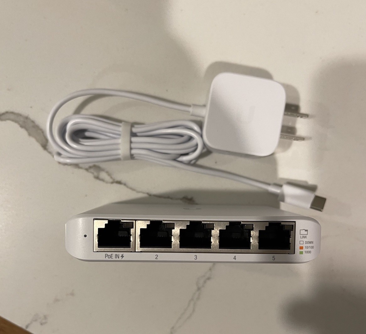 OPEN BOX Ubiquiti UniFi USW Flex Mini Gigabit Switch 5 Ports 802.3af PoE