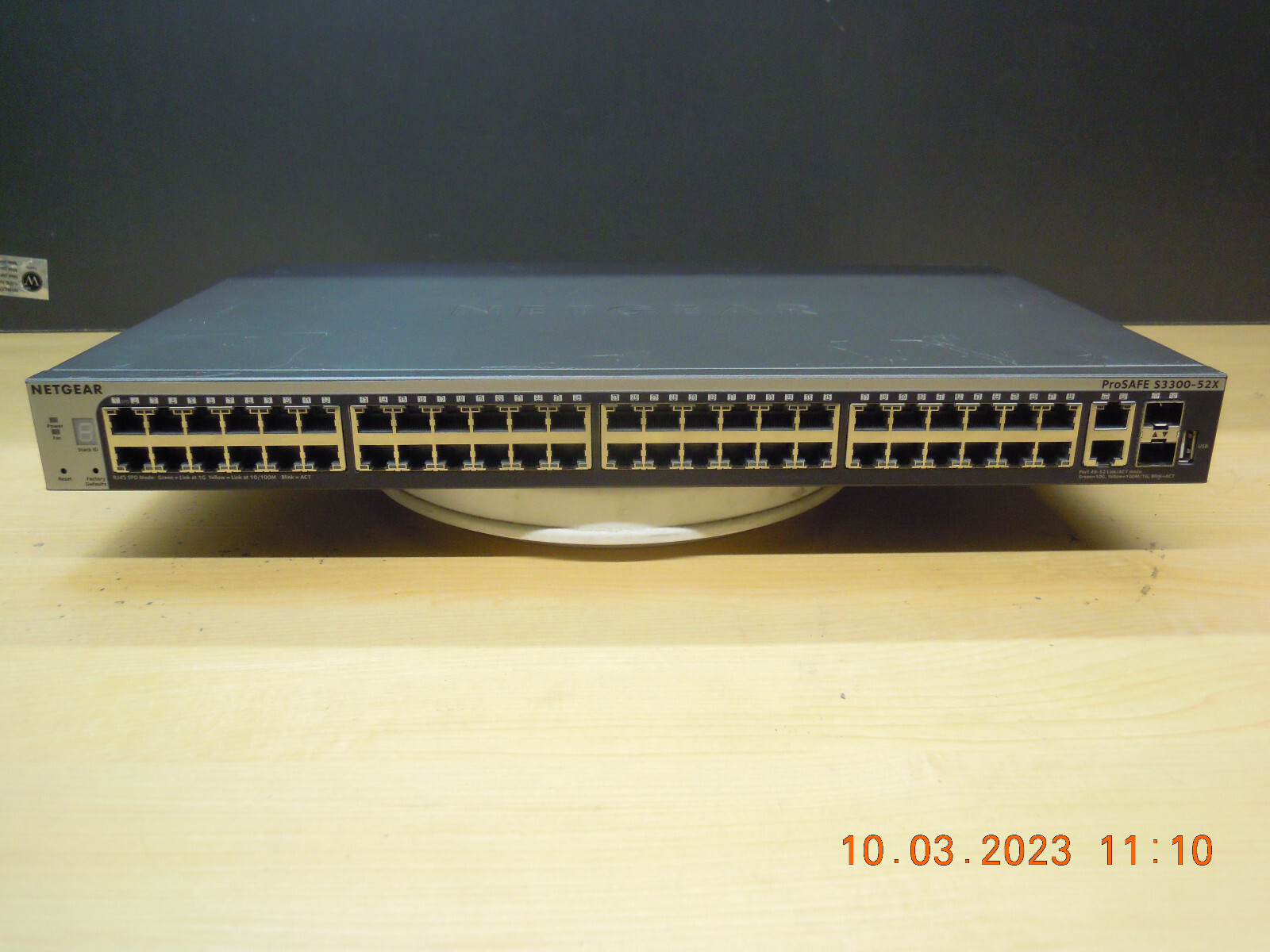 NetGear (GS752TX) S3300-52X - 52-Port Switch w/ 2 Copper 10G and 2 SFP+10G #S465