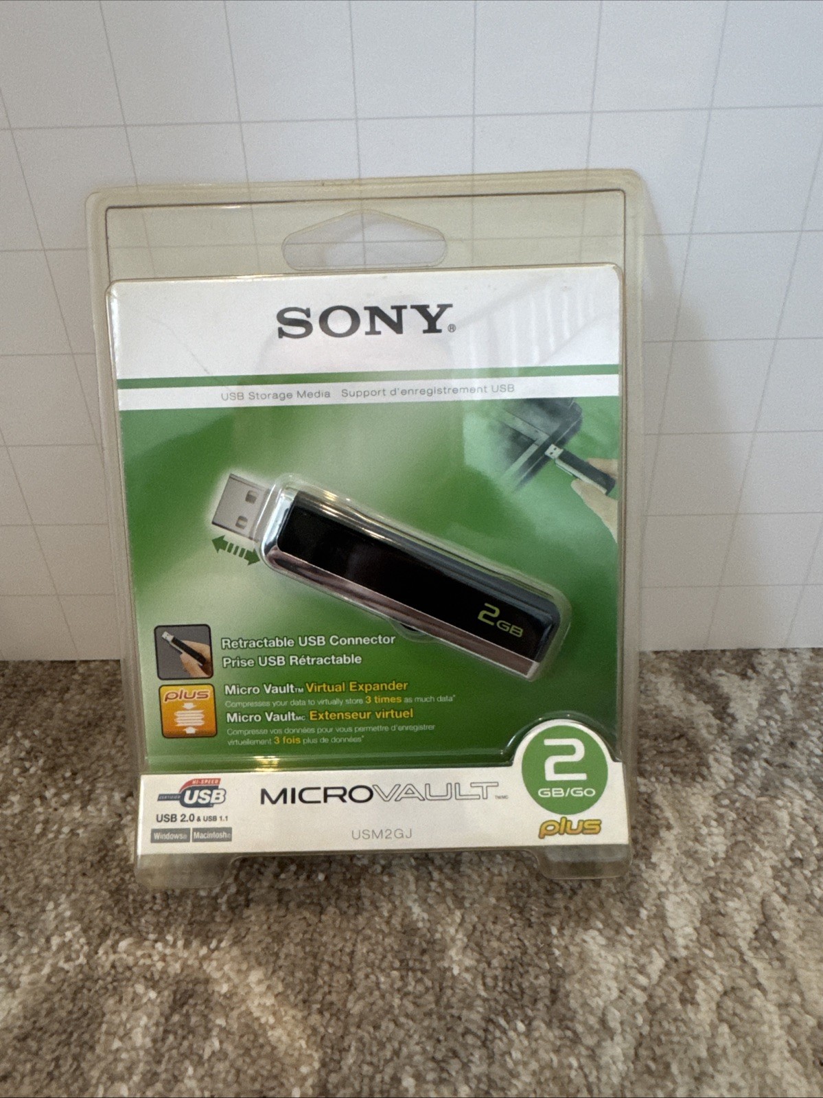 Sony MicroVault Plus USB 2.0 Flash Drive 2GB Virtual Expander USM2GJ