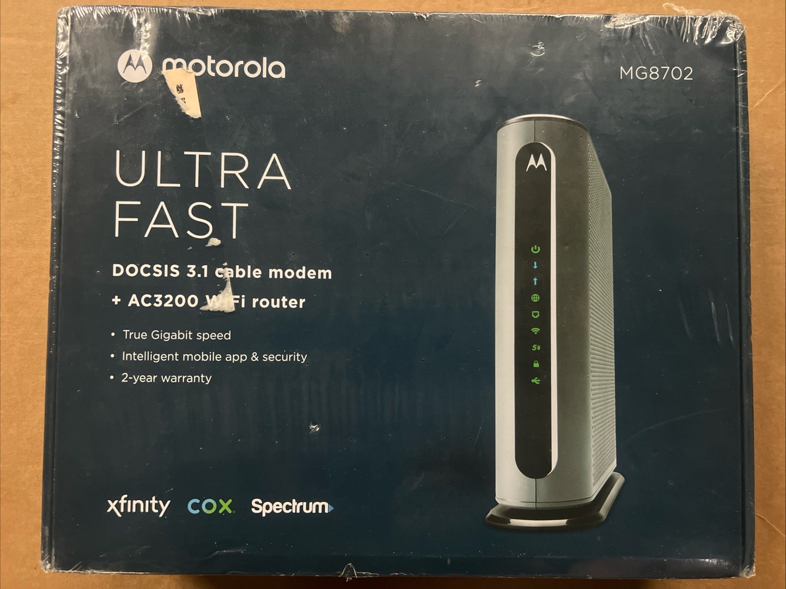 Motorola MG8702 Ultra Fast Cable Modem Wifi Router (AC3200) Docsis 3.1