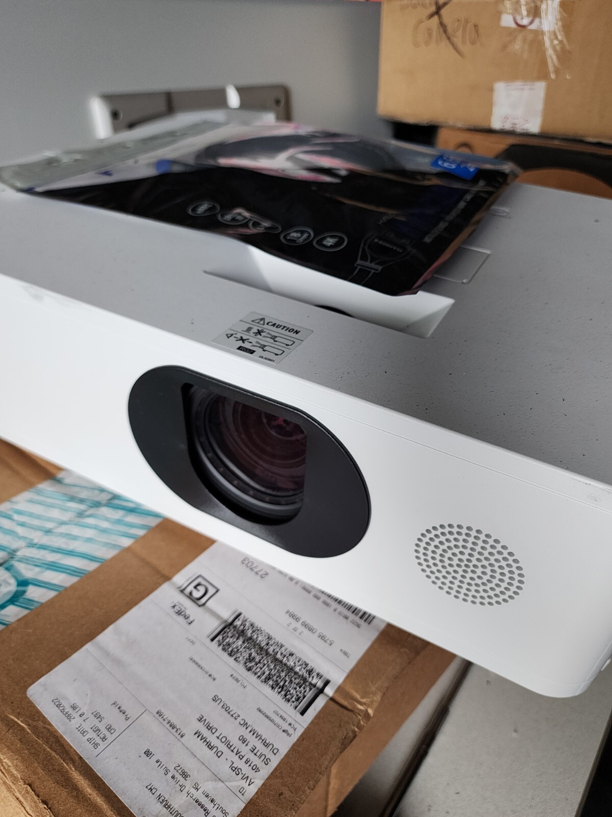 Maxell MC-WU5505 Collegiate Series WUXGA 5000 Lumen HD LCD Excellent Condition