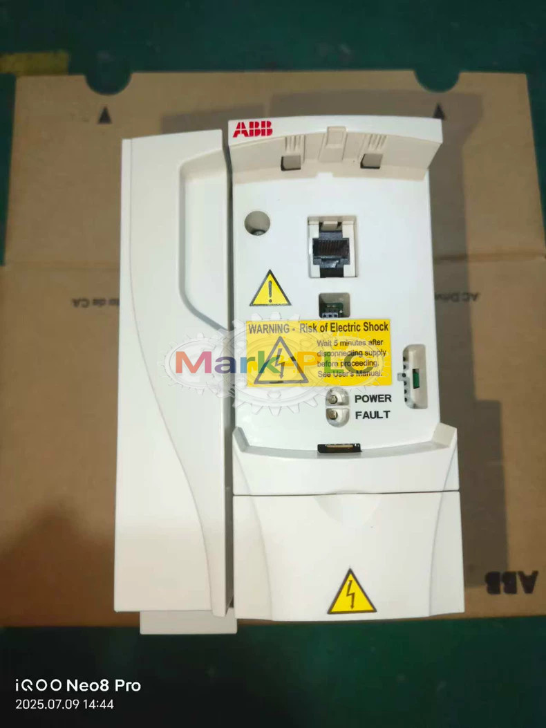 New ABB Drive 240V 13.3A 3Phase No Keypad ACS320-03U-14A6-2 3AUA0000039650 //
